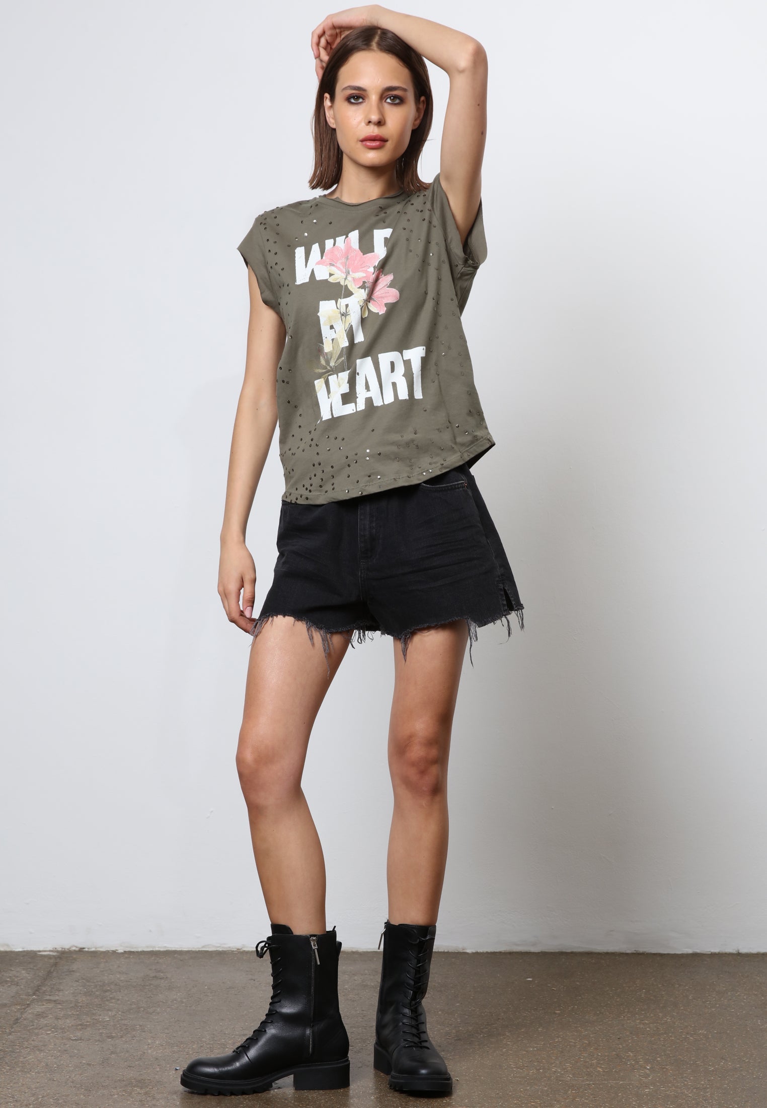 WILD AT HEART T-SHIRT VETIVER