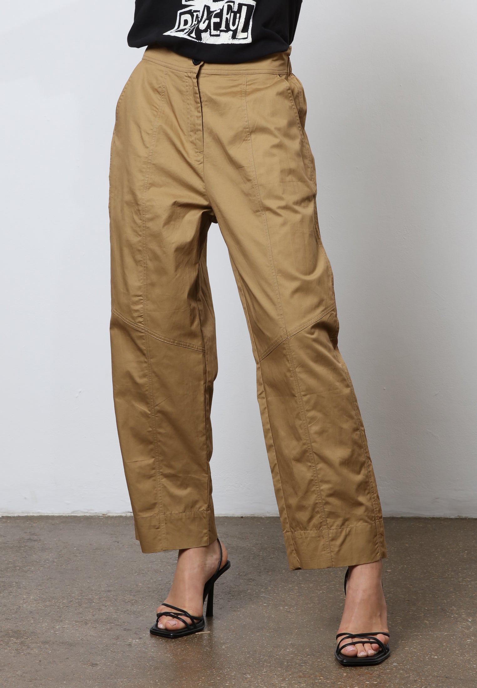 Fashionable khaki hot sale pants