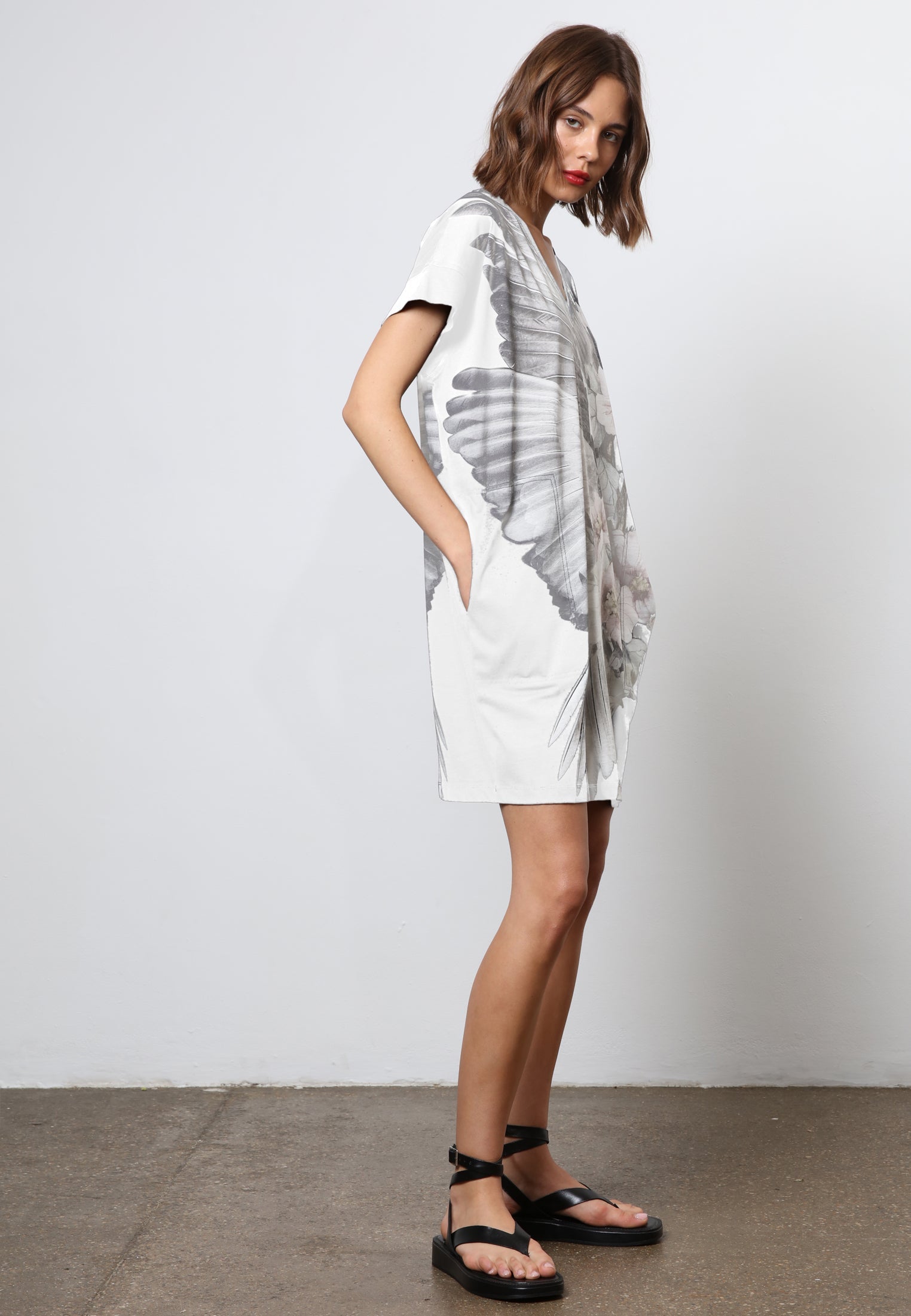 AVIATE DRESS WHITE