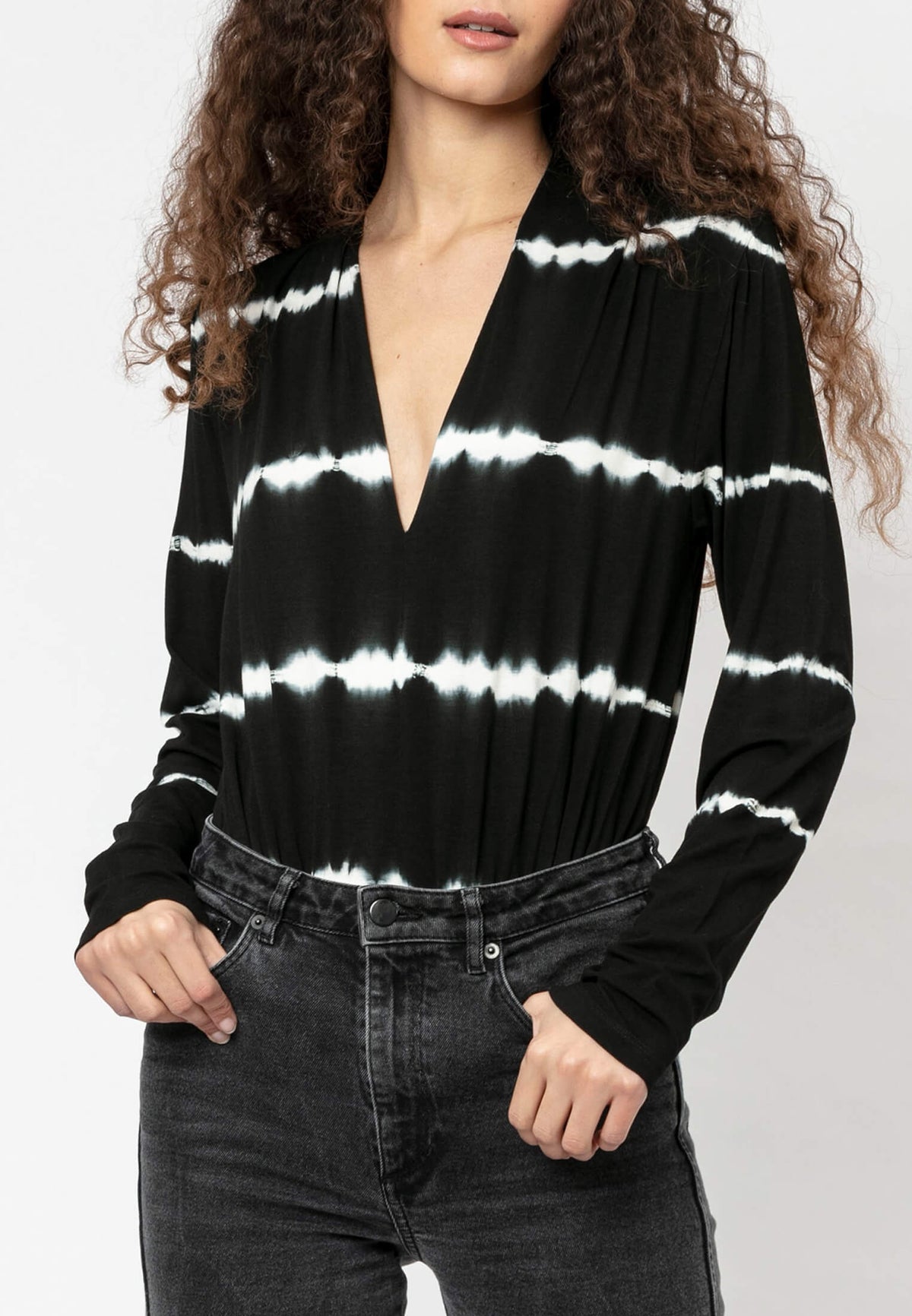 SCORPIO BODYSUIT BLACK & WHITE
