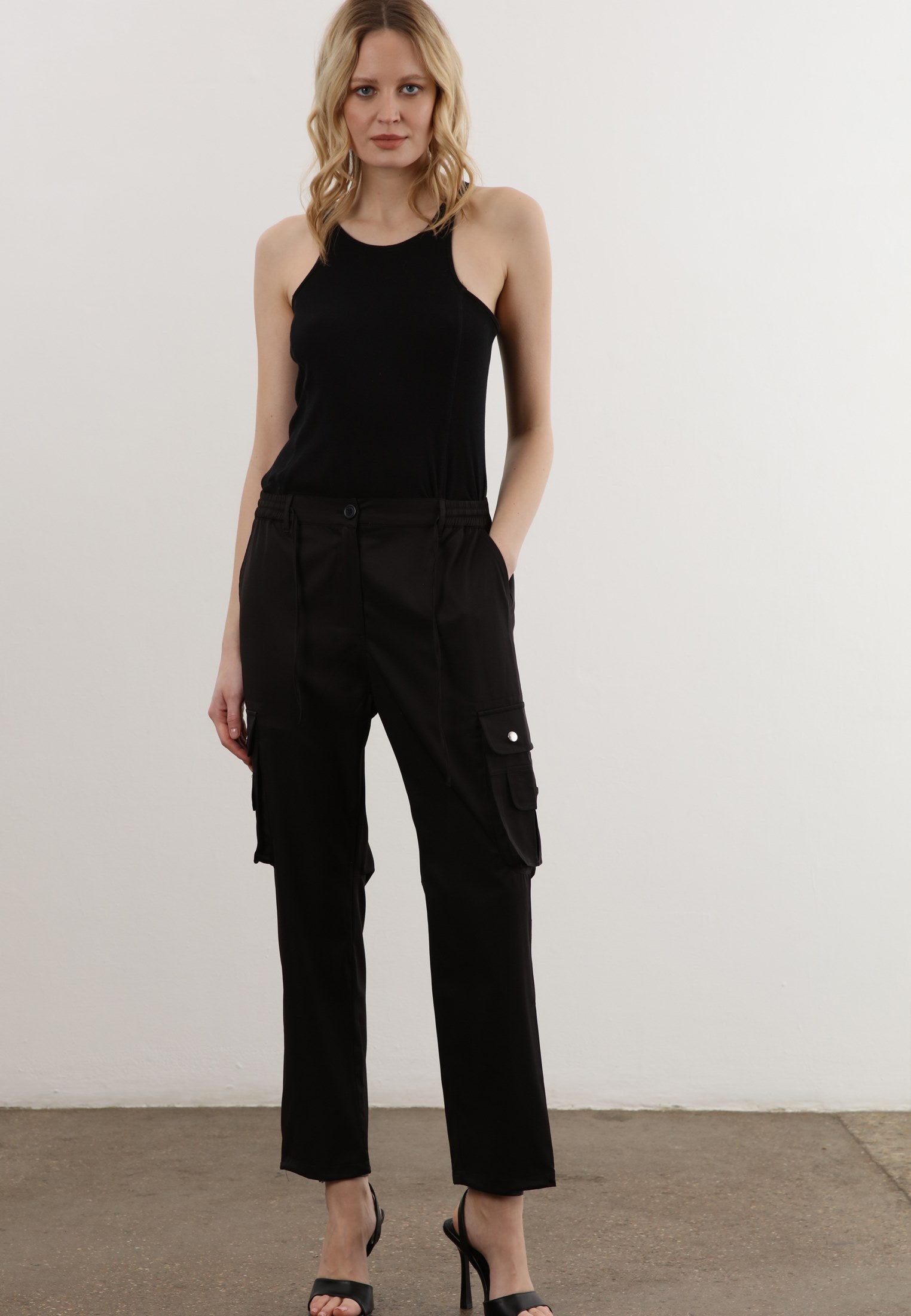 GRADIENT TROUSERS BLACK