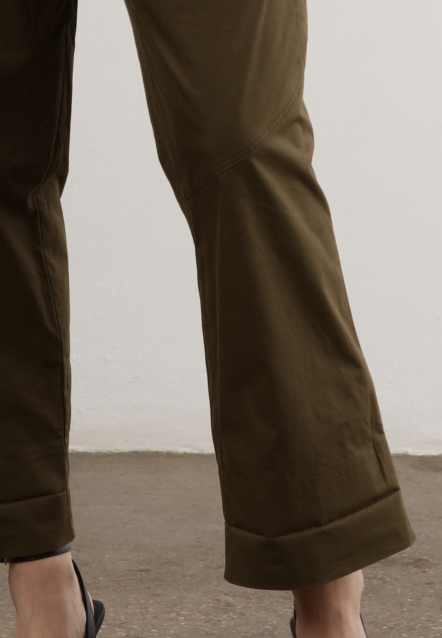 GLEAM TROUSERS KHAKI