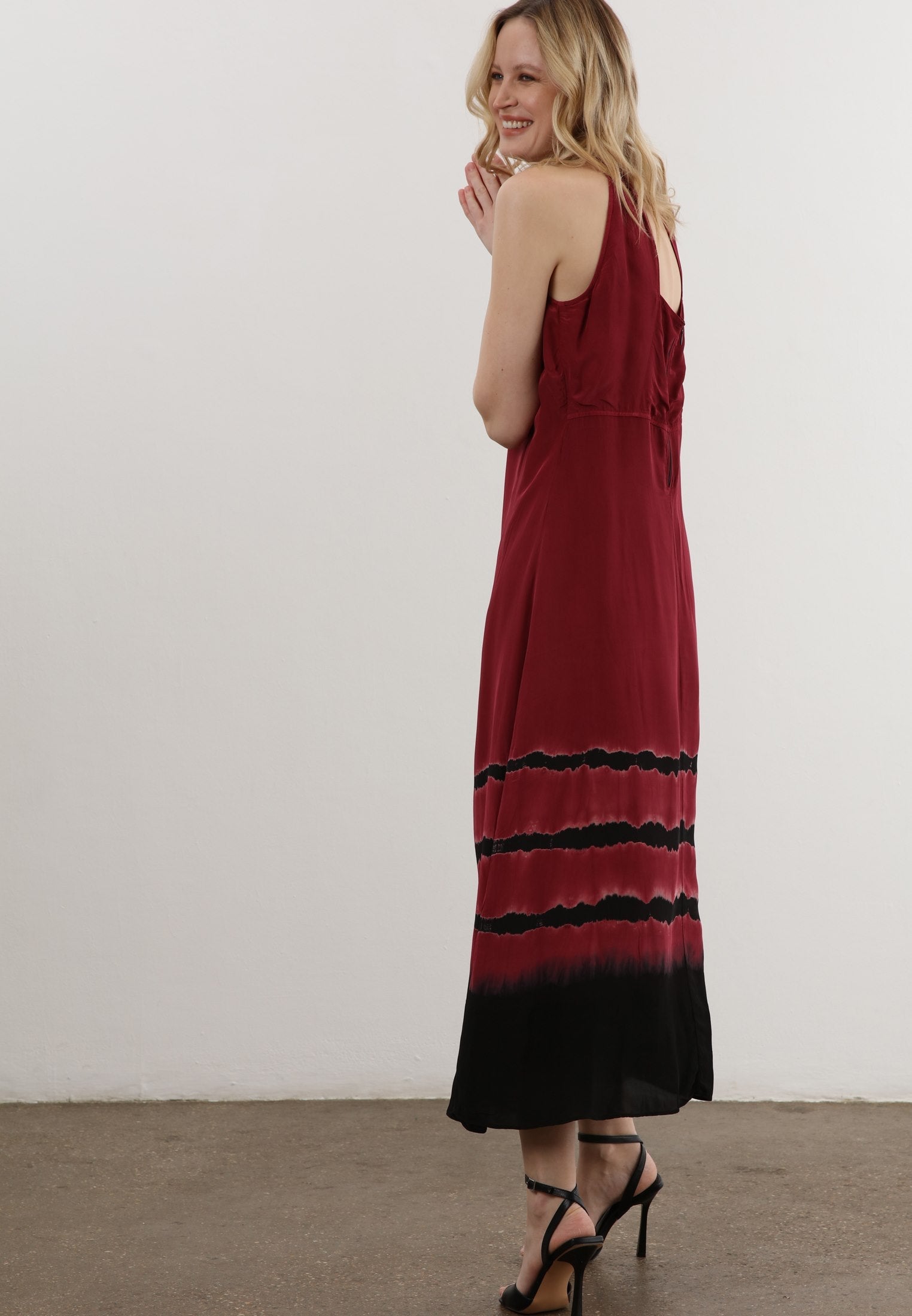 HIDDEN DRESS RUMBA RED & BLACK