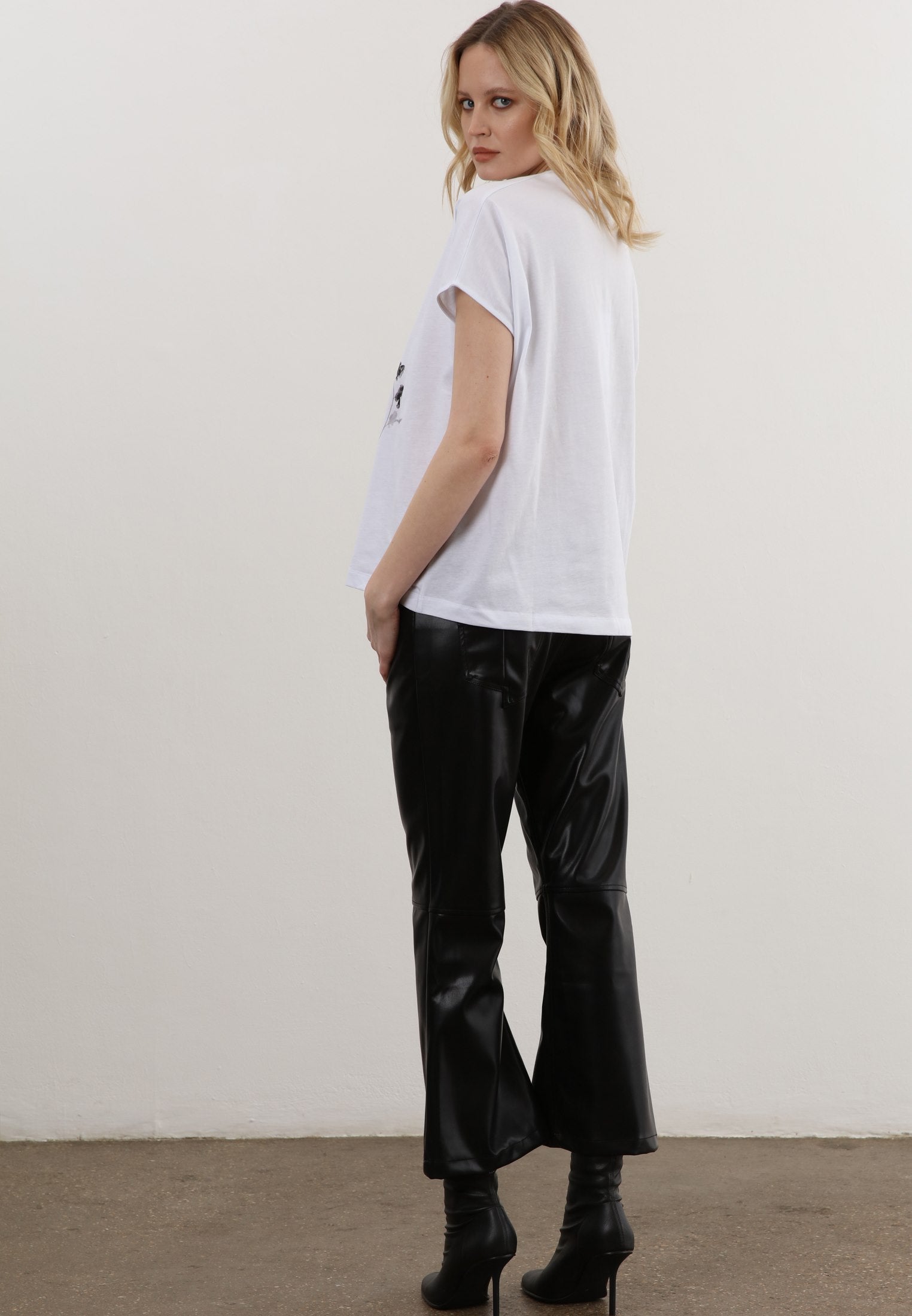 LILY TOP WHITE