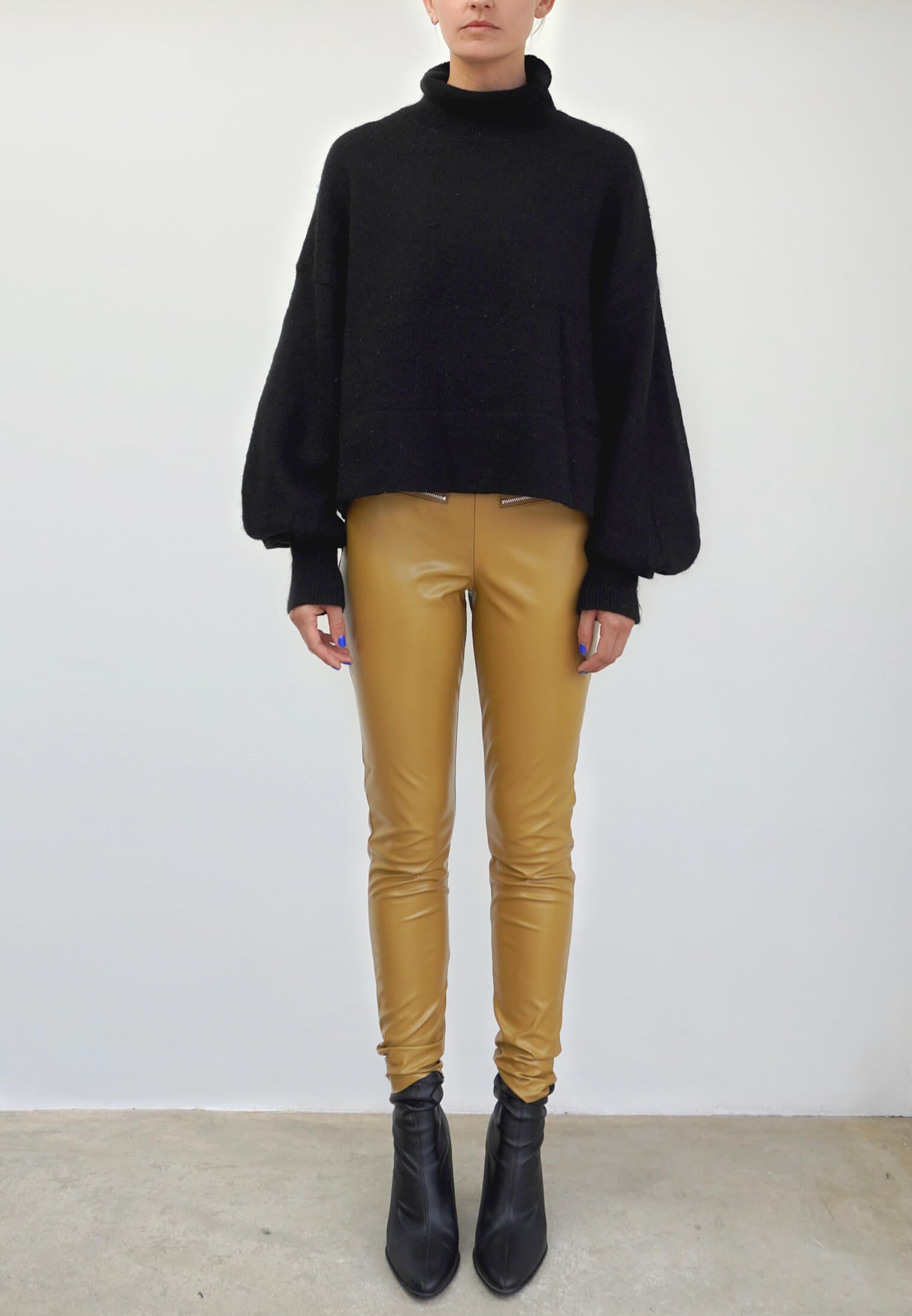 DESTINATION CAMEL FAUX LEATHER LEGGINGS