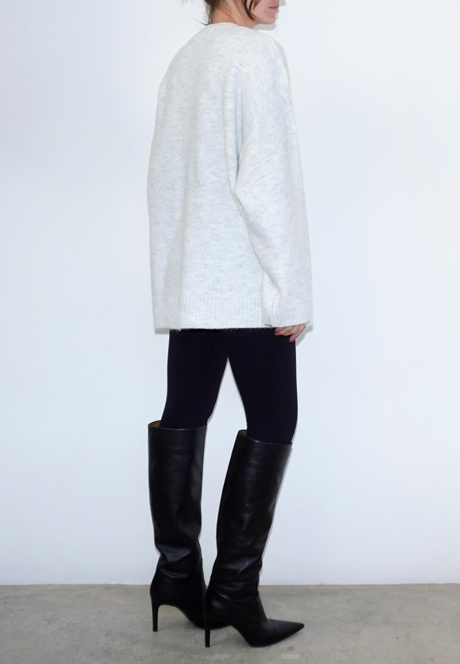 REBEL JUMPER OFF WHITE