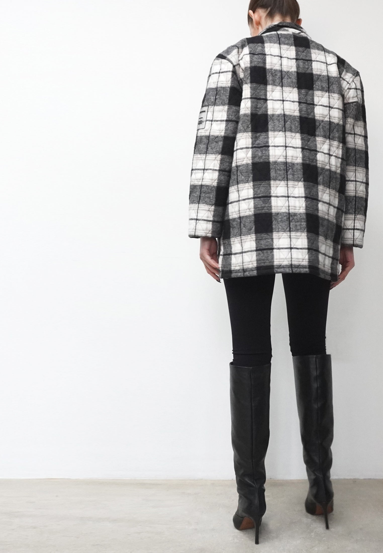 HITCH GREY & WHITE SHIRT