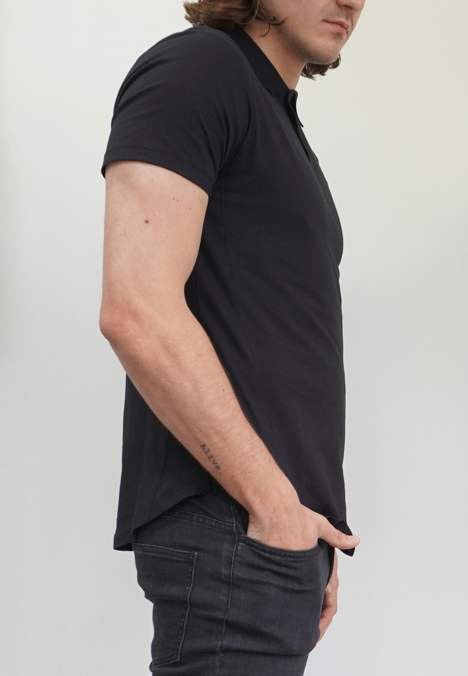 CURVED HEM POLO BLACK