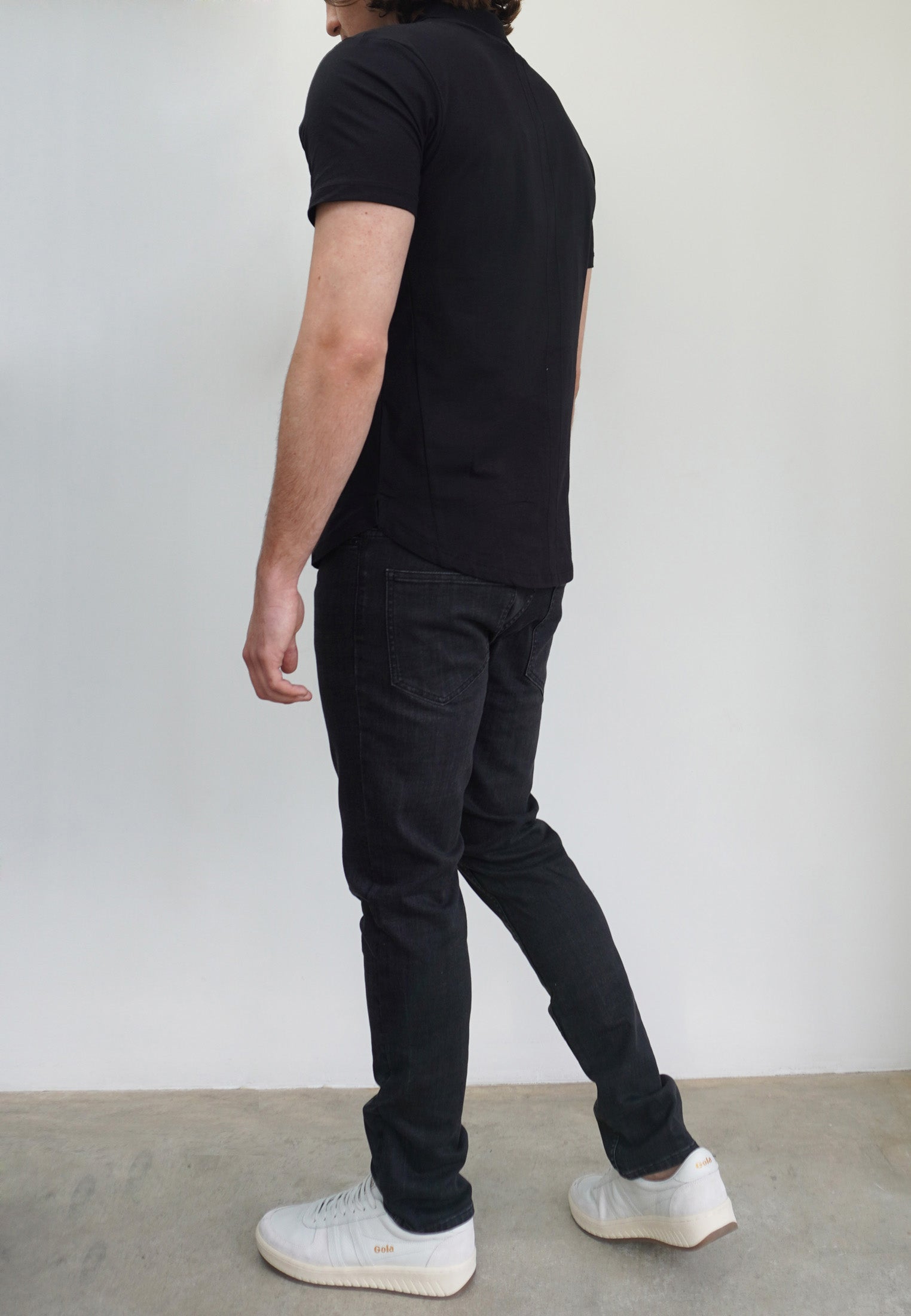 CURVED HEM POLO BLACK