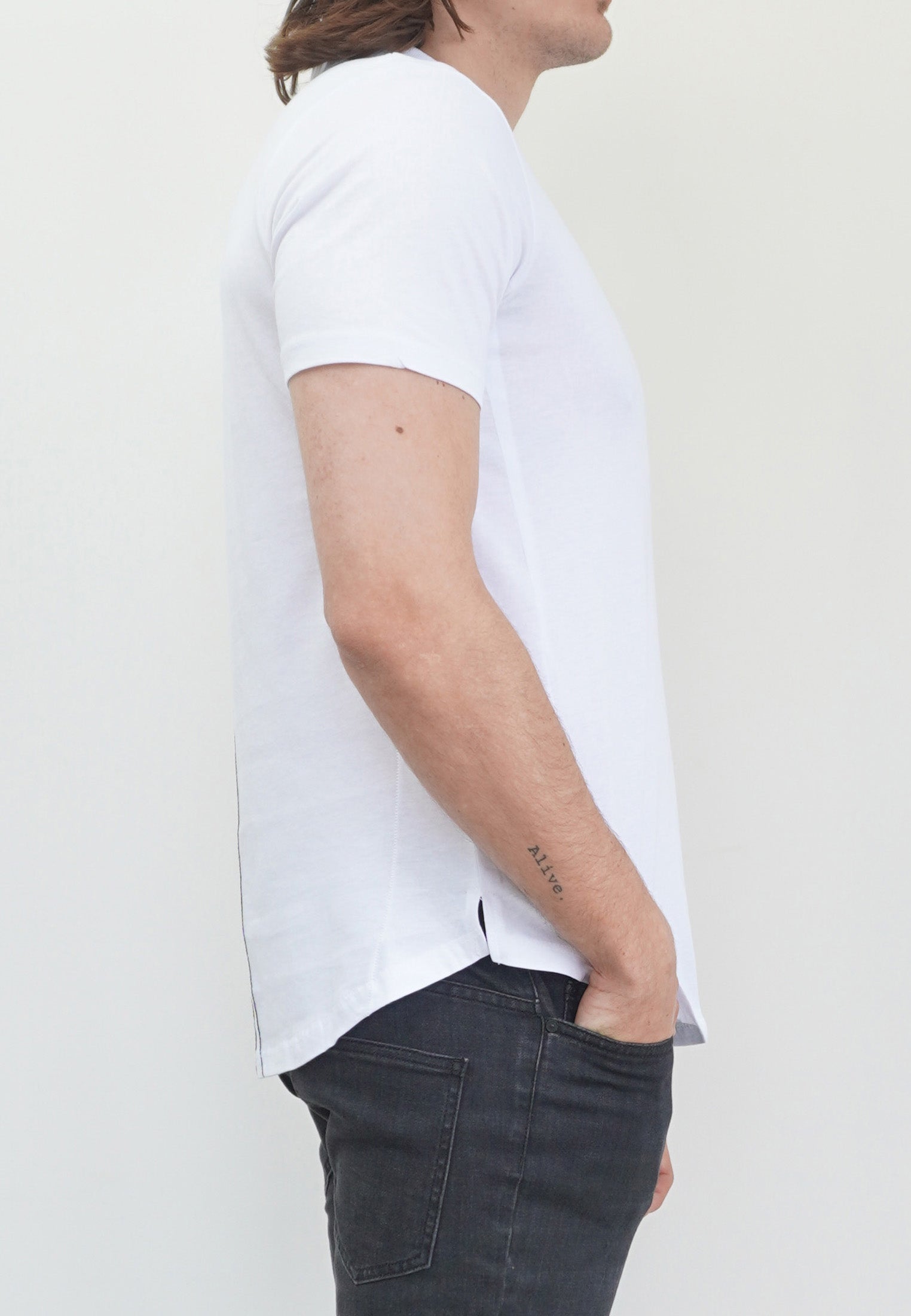 ESSENTIAL CURVED HEM WHITE POLO SHIRT