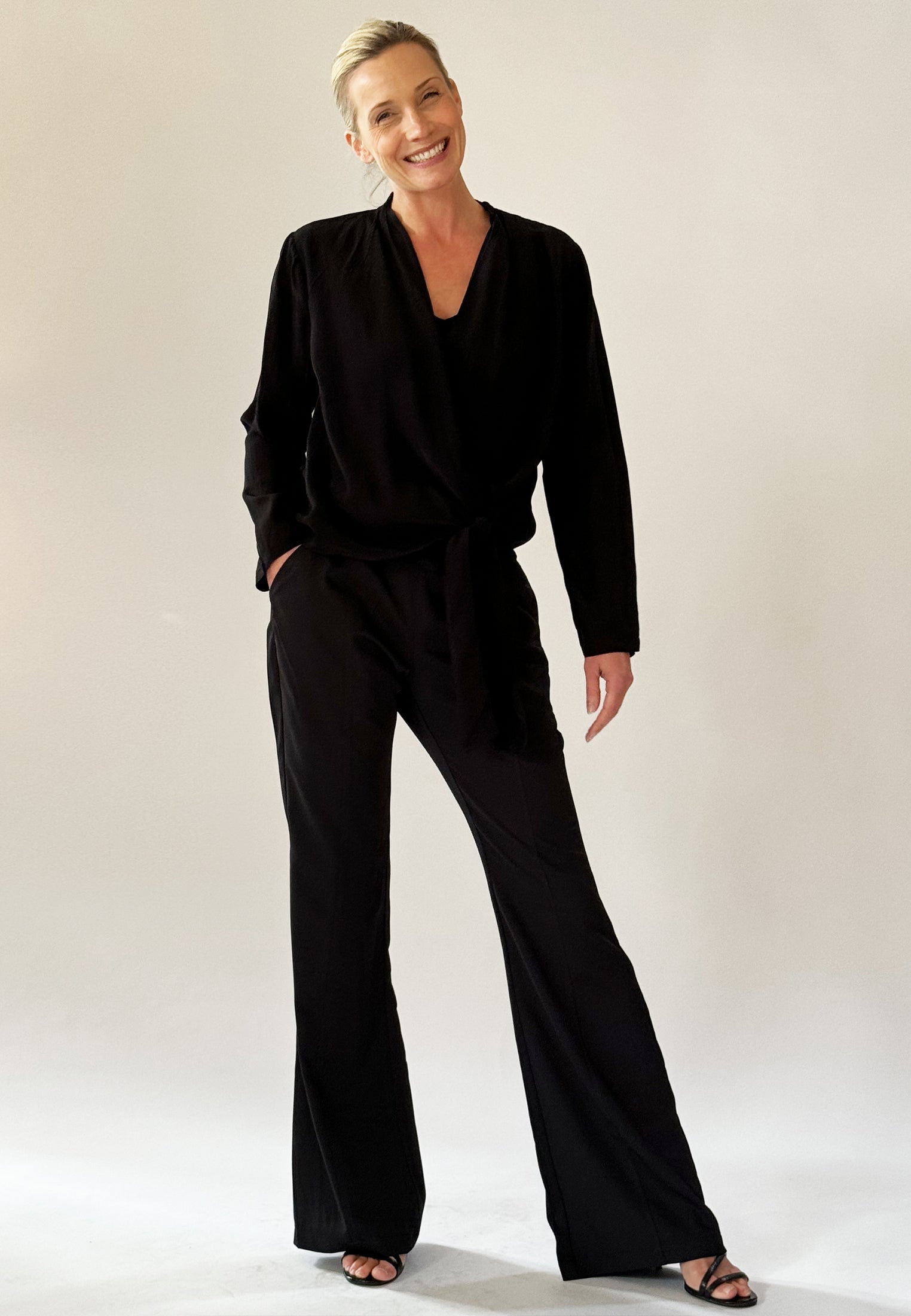 HIDDEN TOP JET BLACK