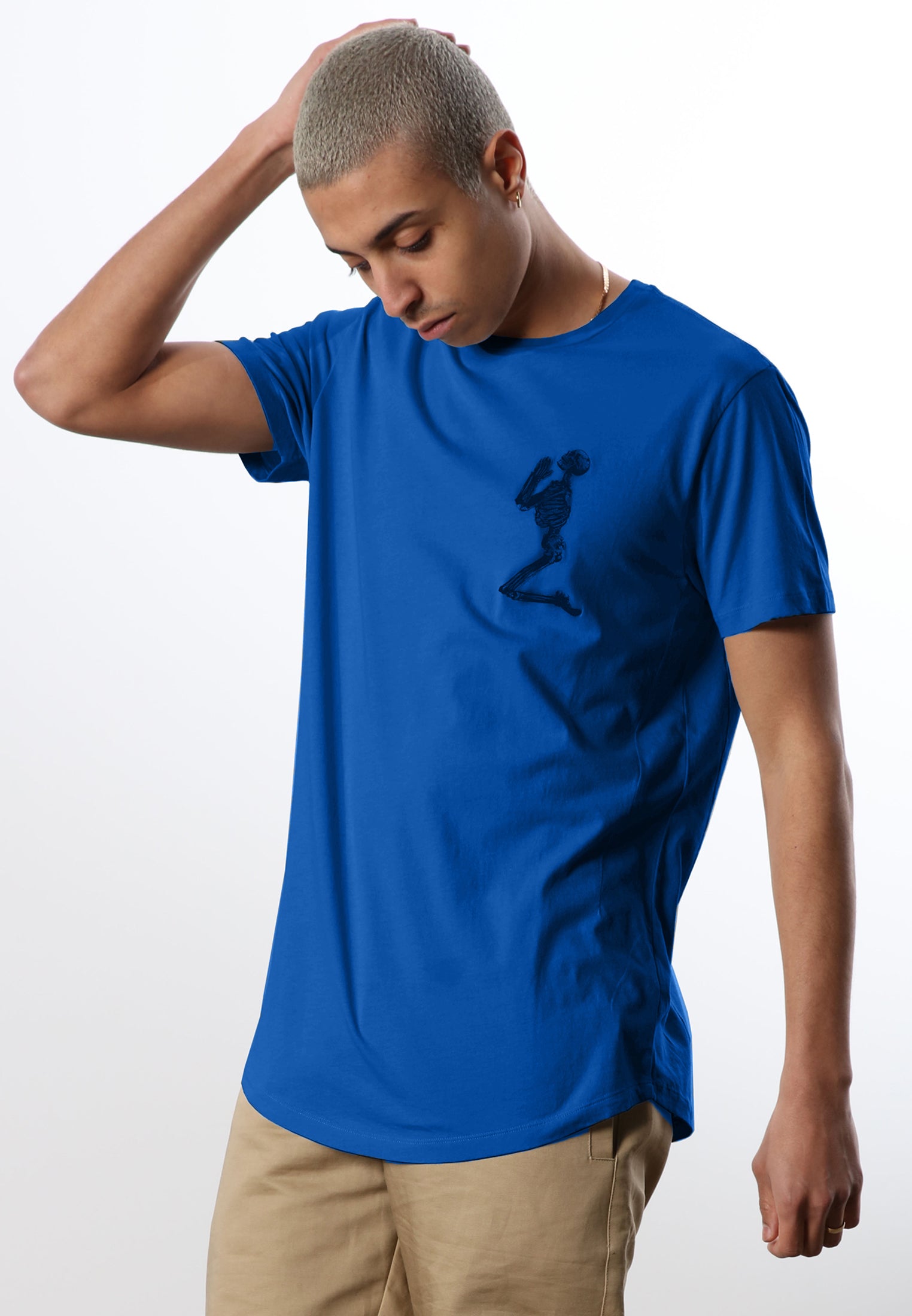 PRAYING SKELETON ORGANIC T-SHIRT BRIGHT BLUE