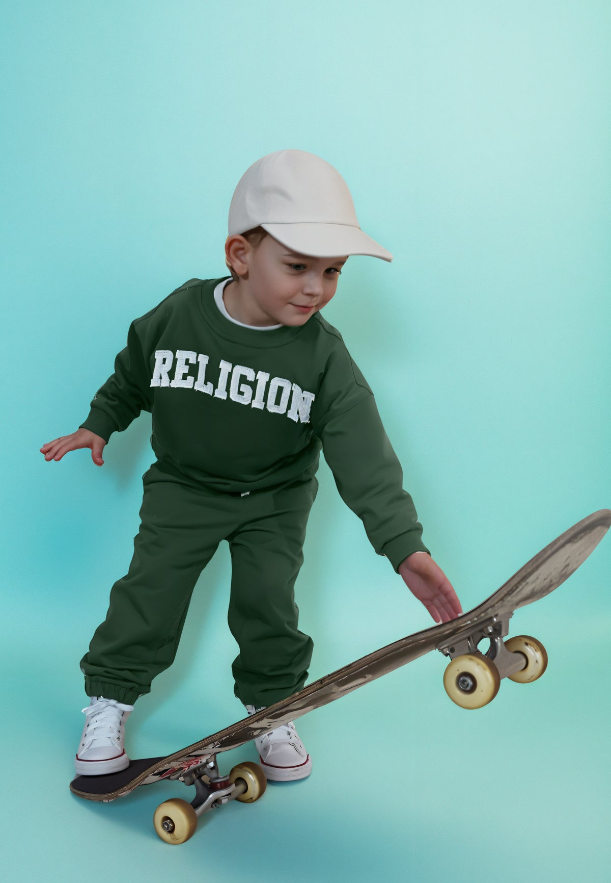 KIDS RELIGION APPLIQUÉ OVERSIZED SWEATSHIRT GREEN