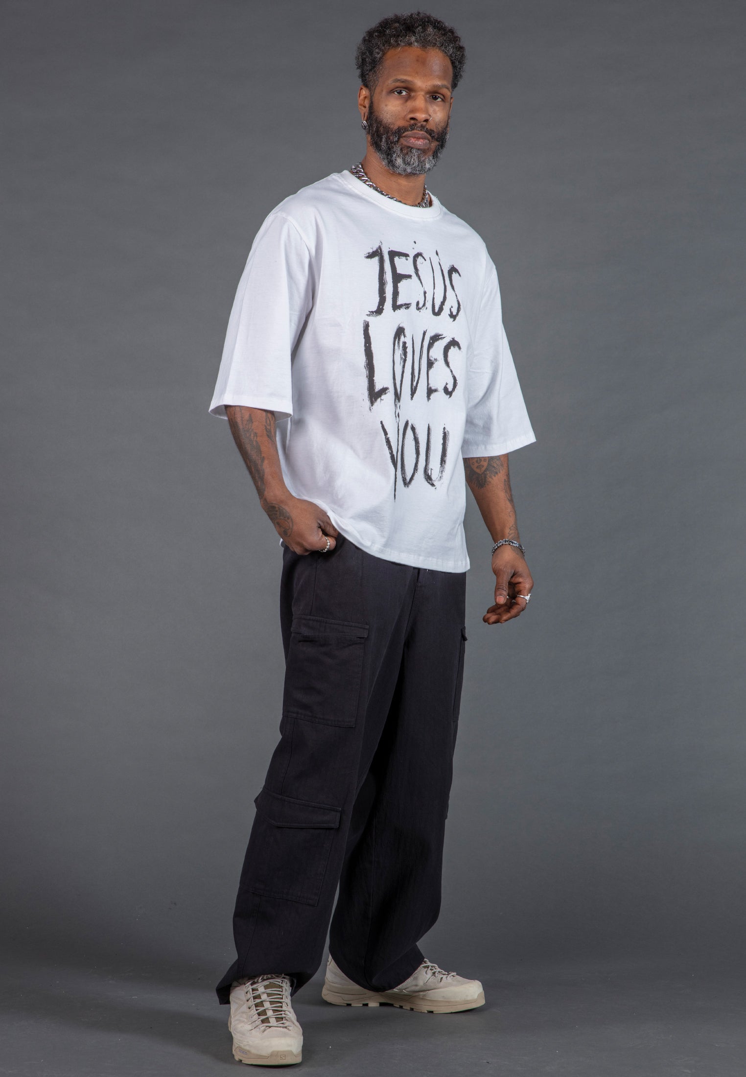 JESUS LOVES YOU OVERSIZED T-SHIRT WHITE