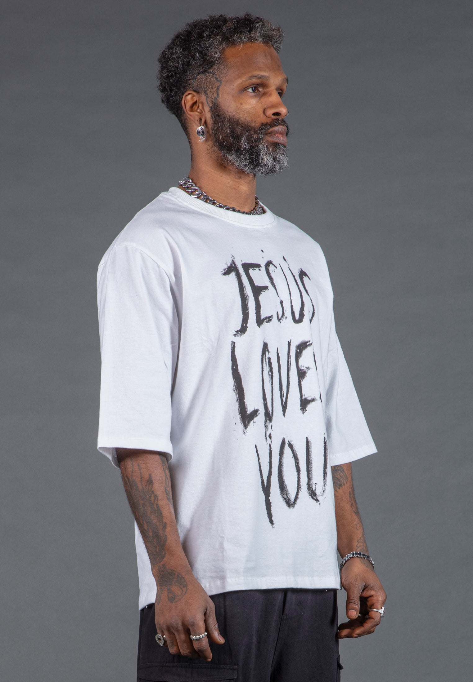 JESUS LOVES YOU OVERSIZED T-SHIRT WHITE