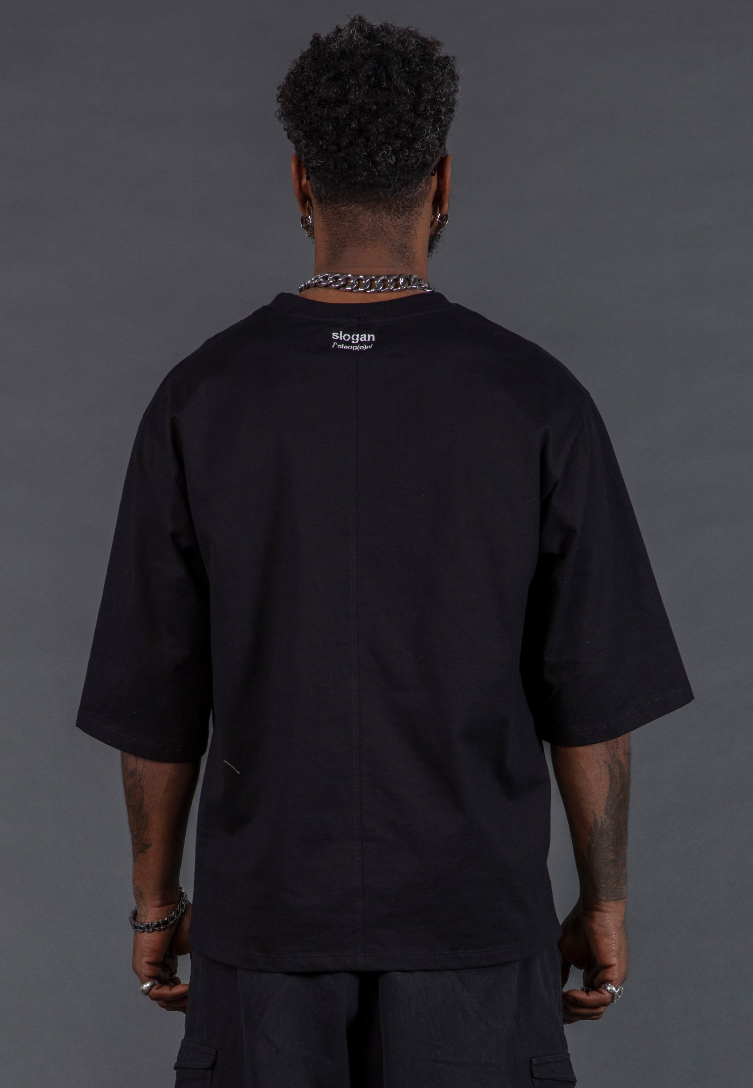 UNEMPLOYED OVERSIZED T-SHIRT BLACK