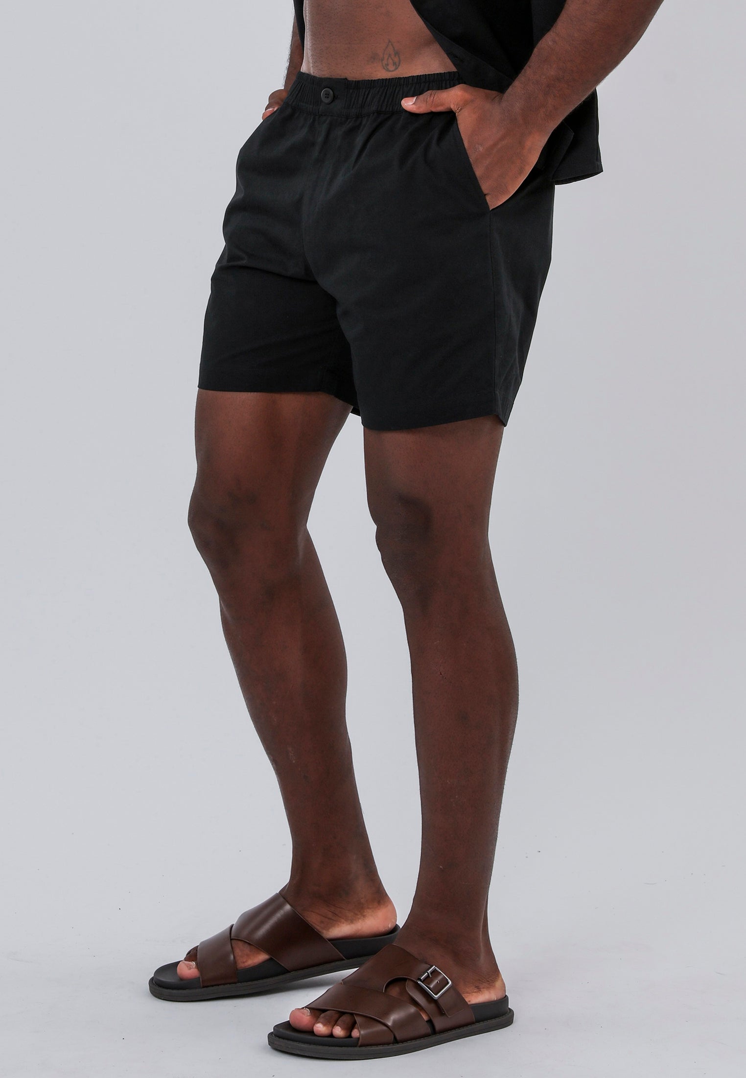 ELASTICATED SHORTS JET BLACK