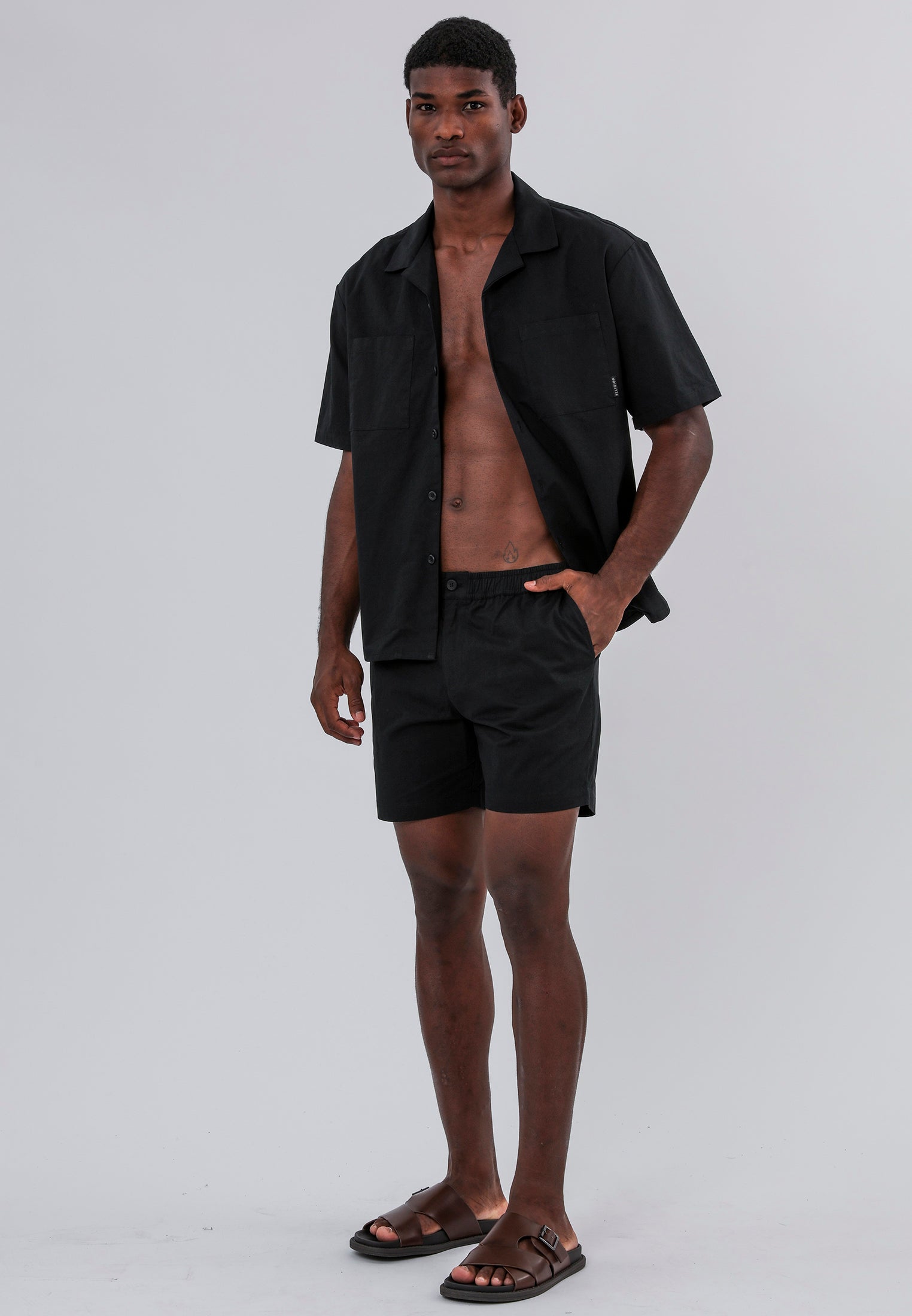 ELASTICATED SHORTS JET BLACK