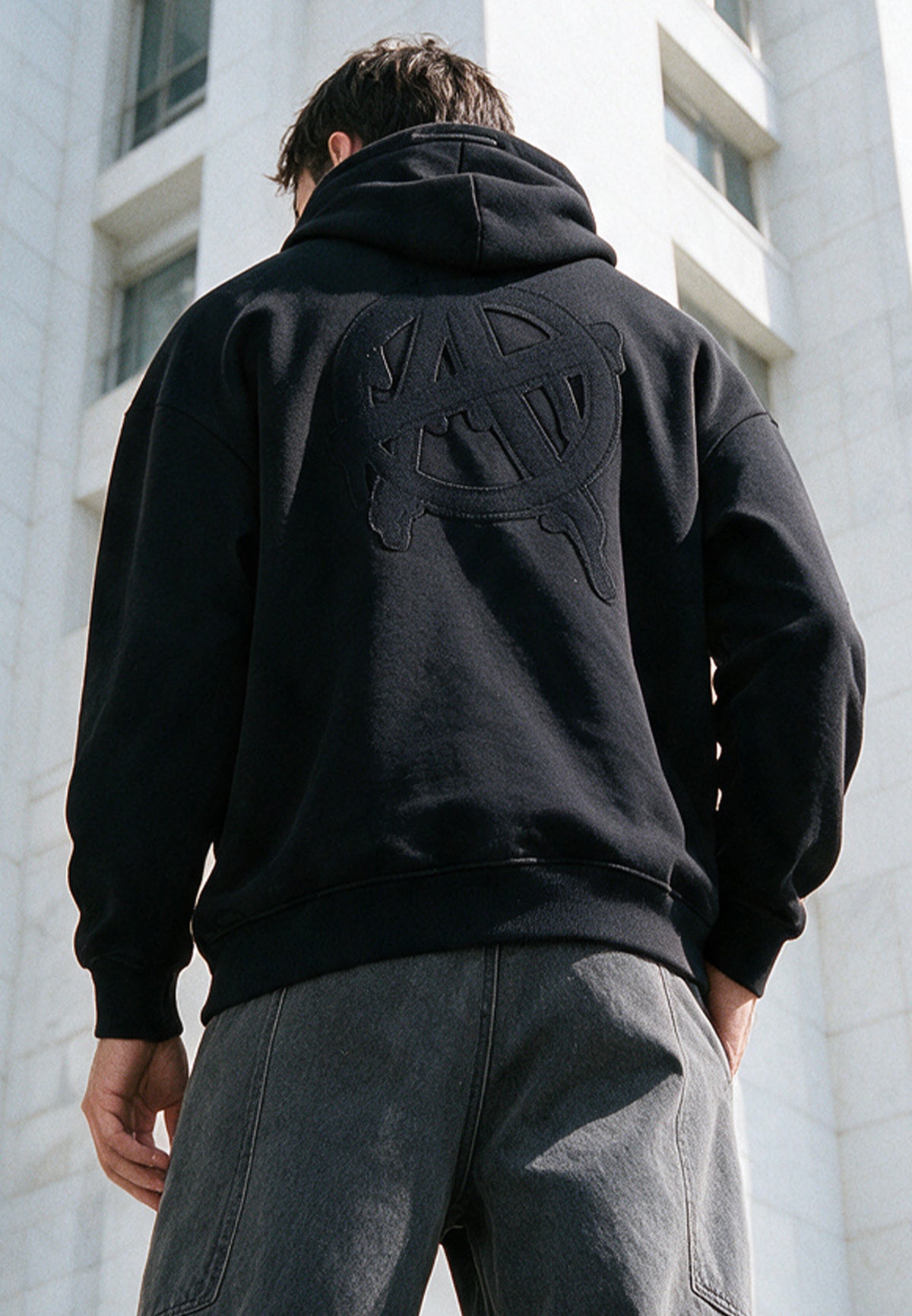 ANARCHY APPLIQUE HOODIE BLACK