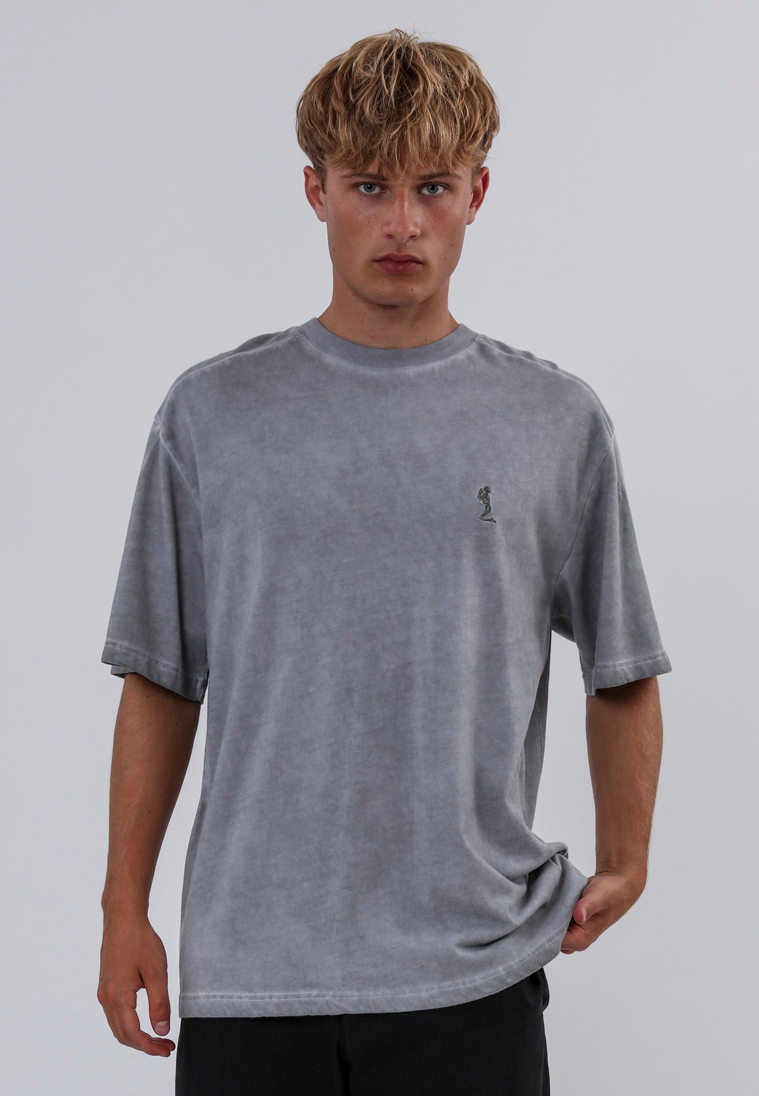 OIL WASH T-SHIRT WASHED GREY