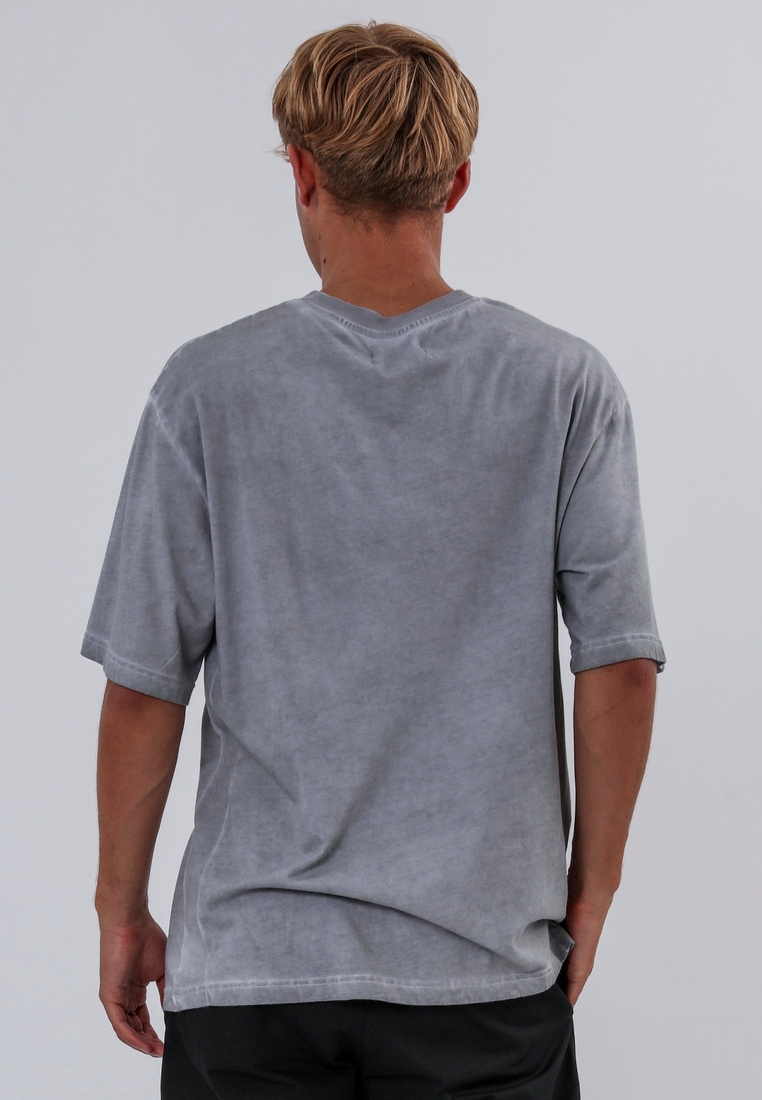 OIL WASH T-SHIRT WASHED GREY