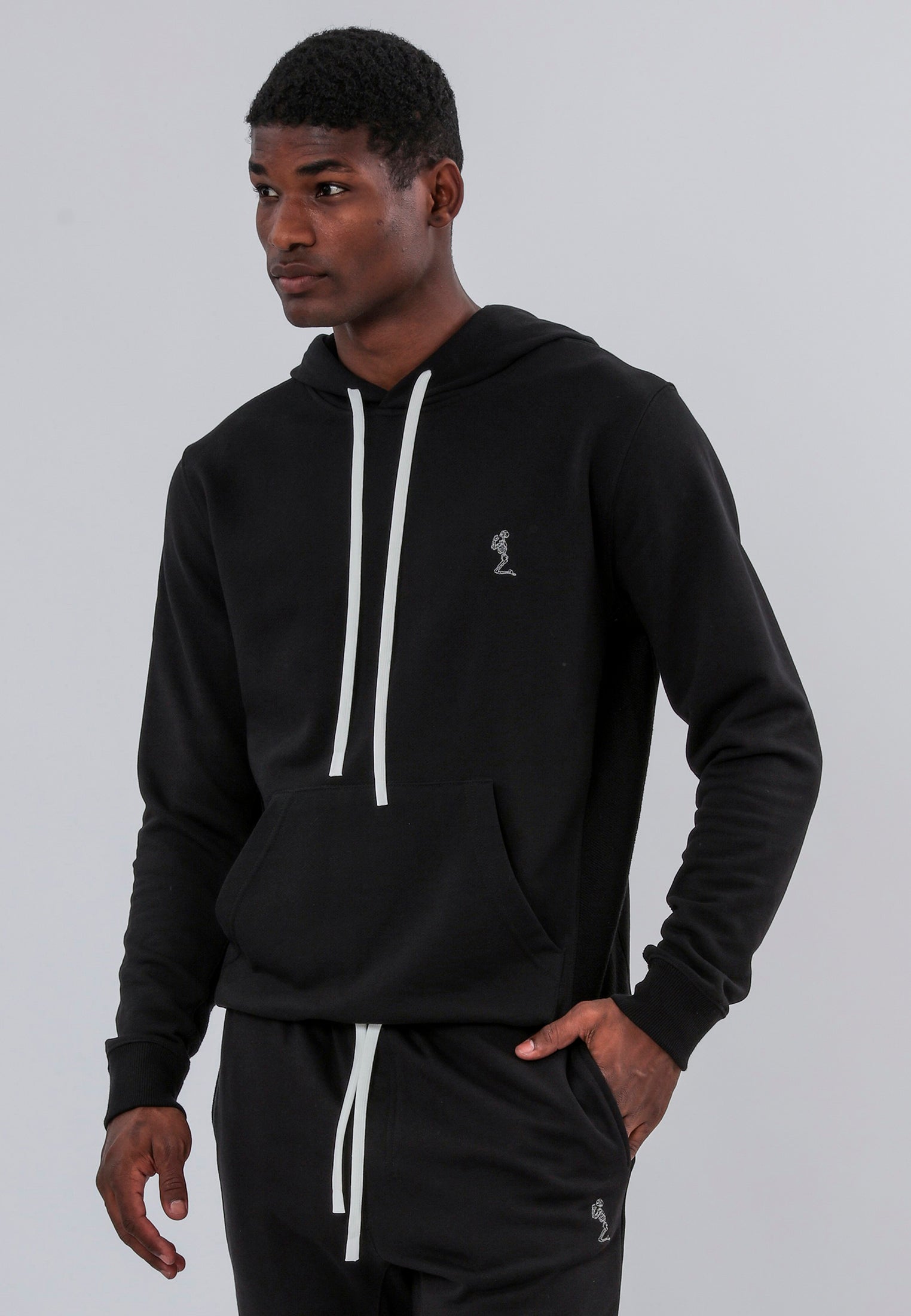 REVERSE HOODIE BLACK