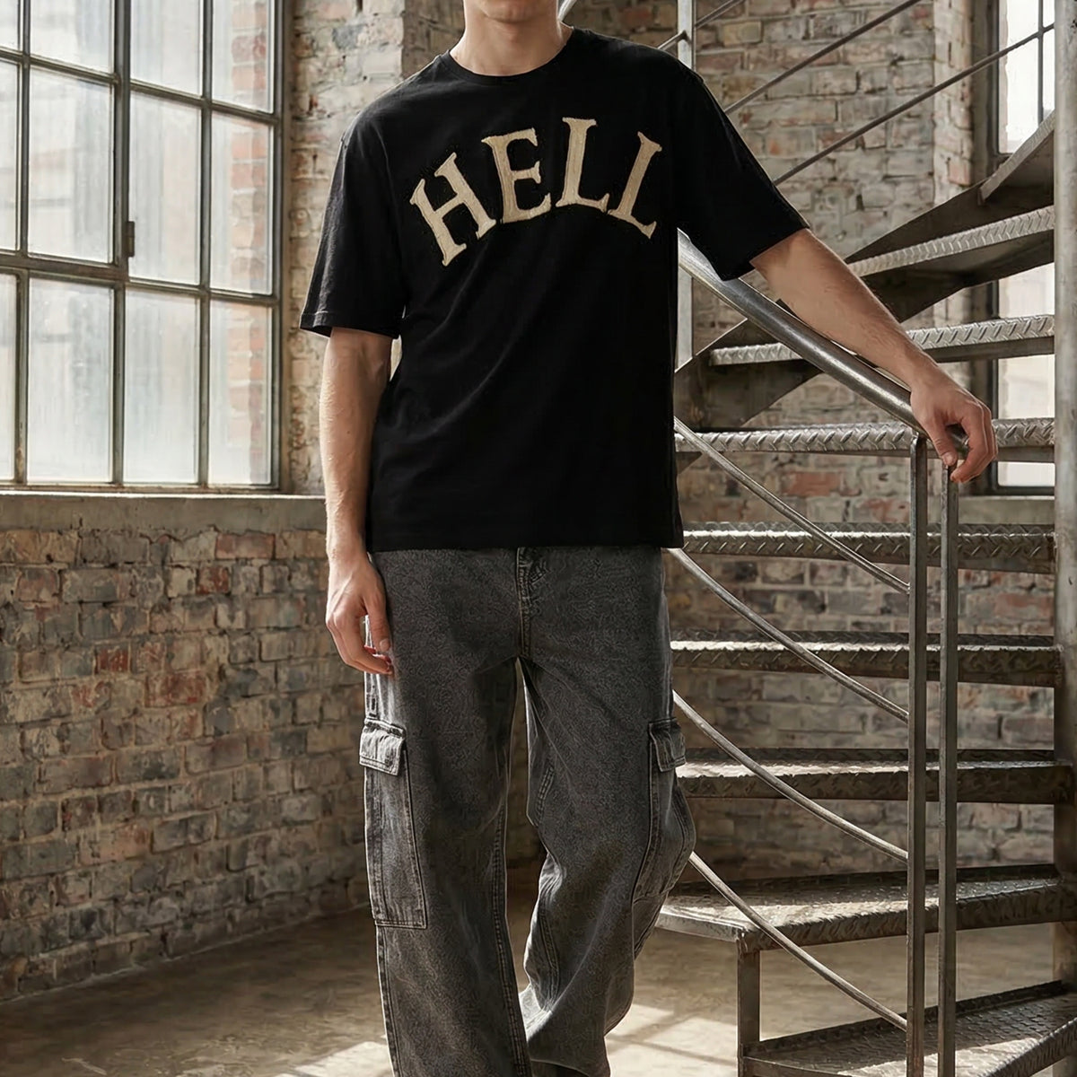 APPLIQUE HELL T-SHIRT BLACK, view 2