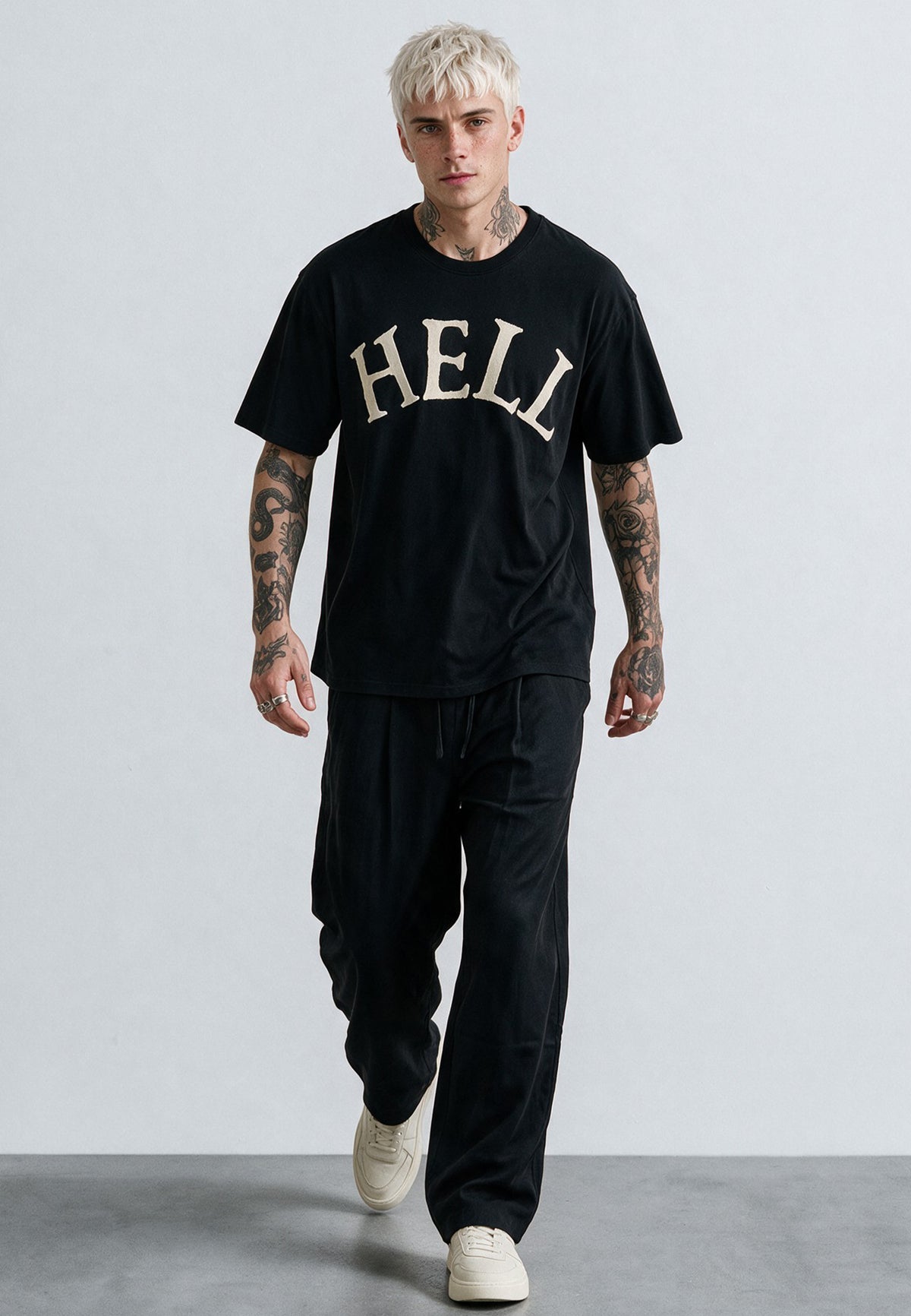 APPLIQUE HELL T-SHIRT BLACK