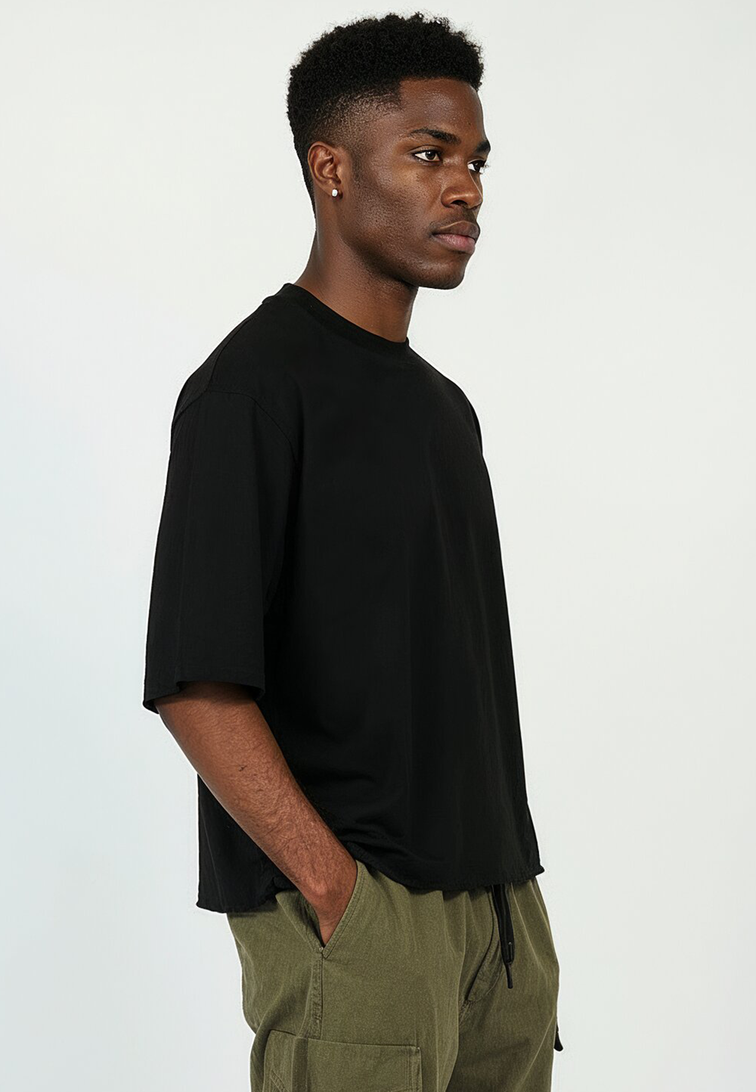 APPLIQUE SKULL CROP T-SHIRT BLACK