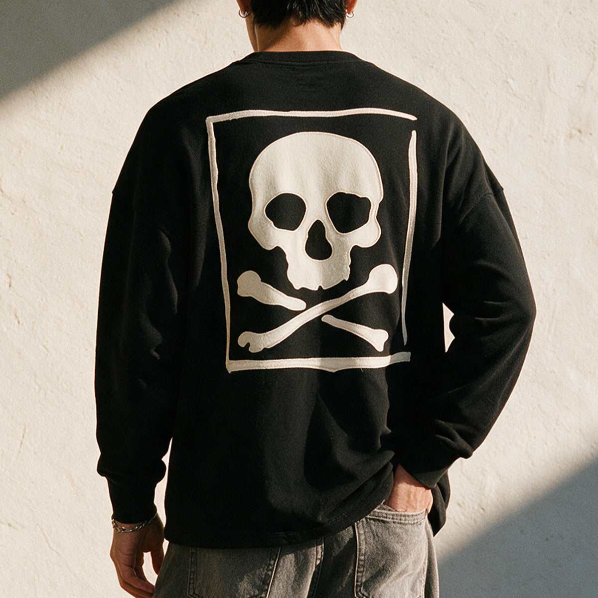 APPLIQUE SKULL SWEAT BLACK, view 2