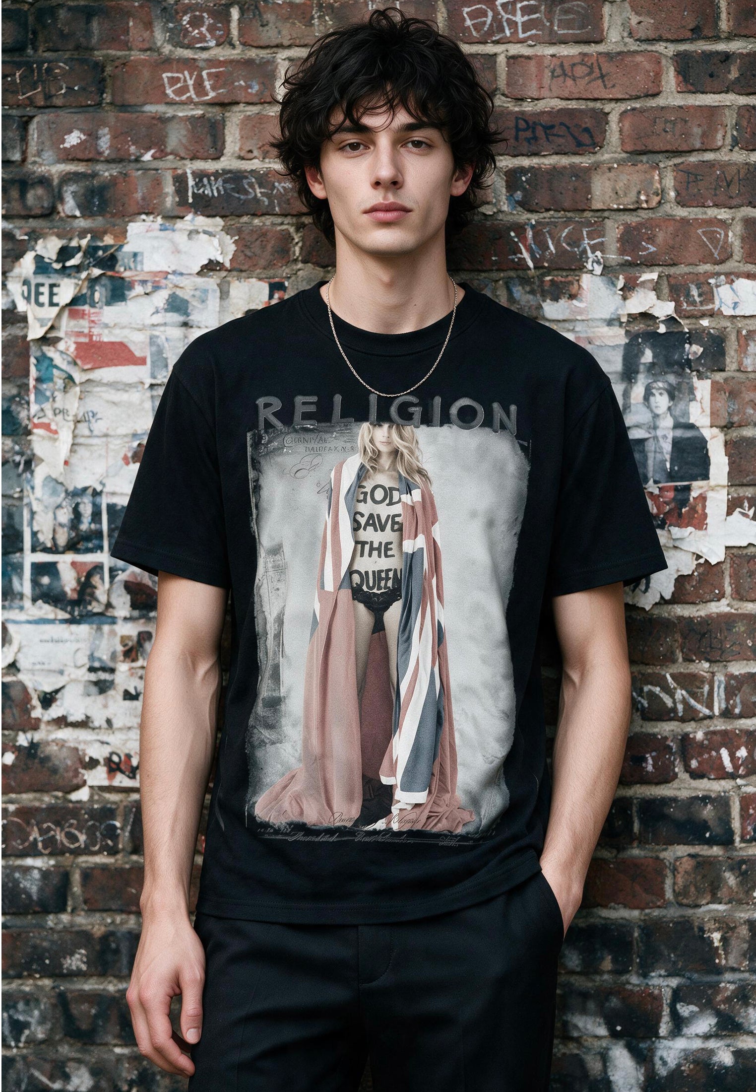 GOD SAVE THE QUEEN T-SHIRT BLACK