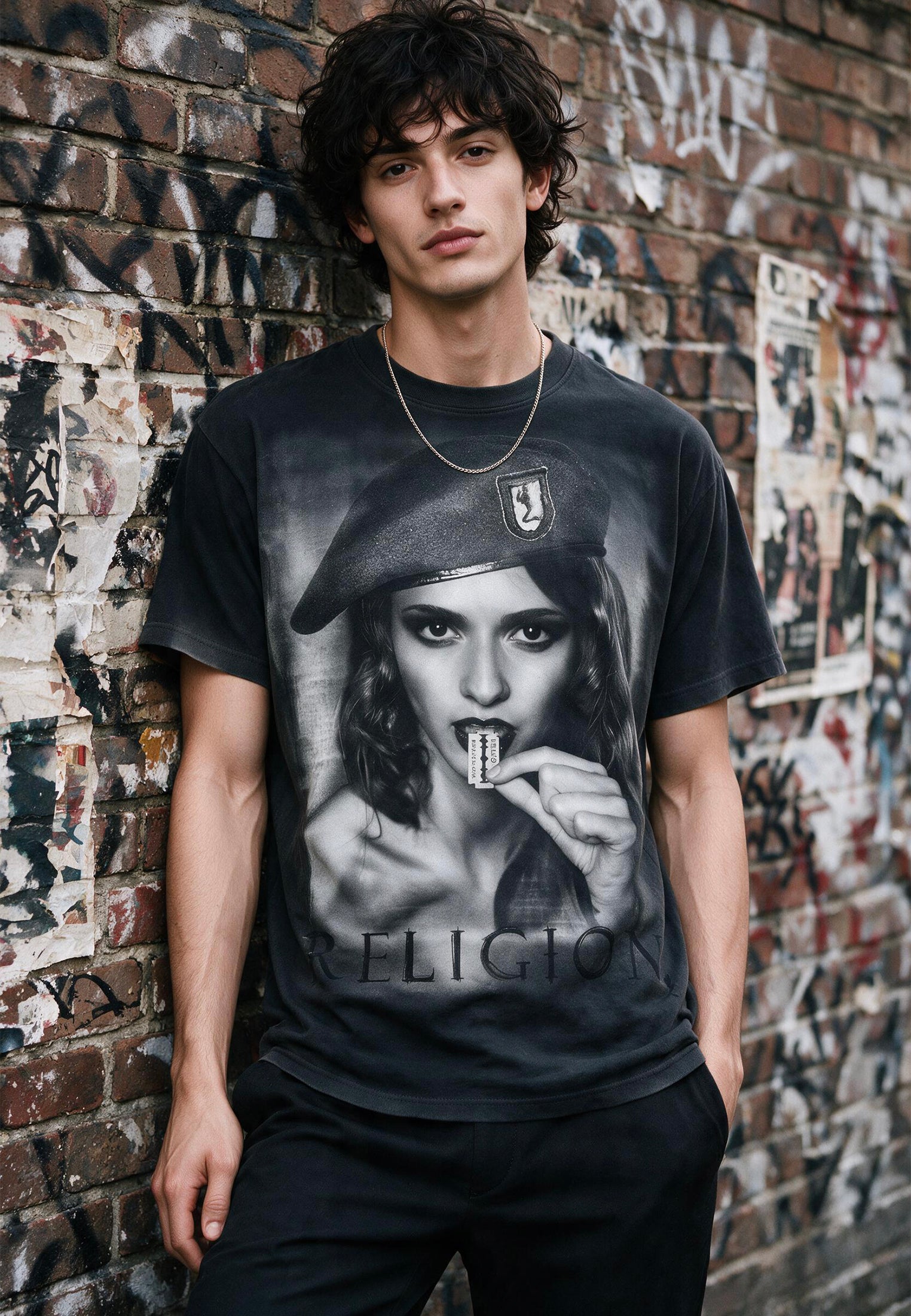 RAZOR BLADE T-SHIRT WASHED BLACK