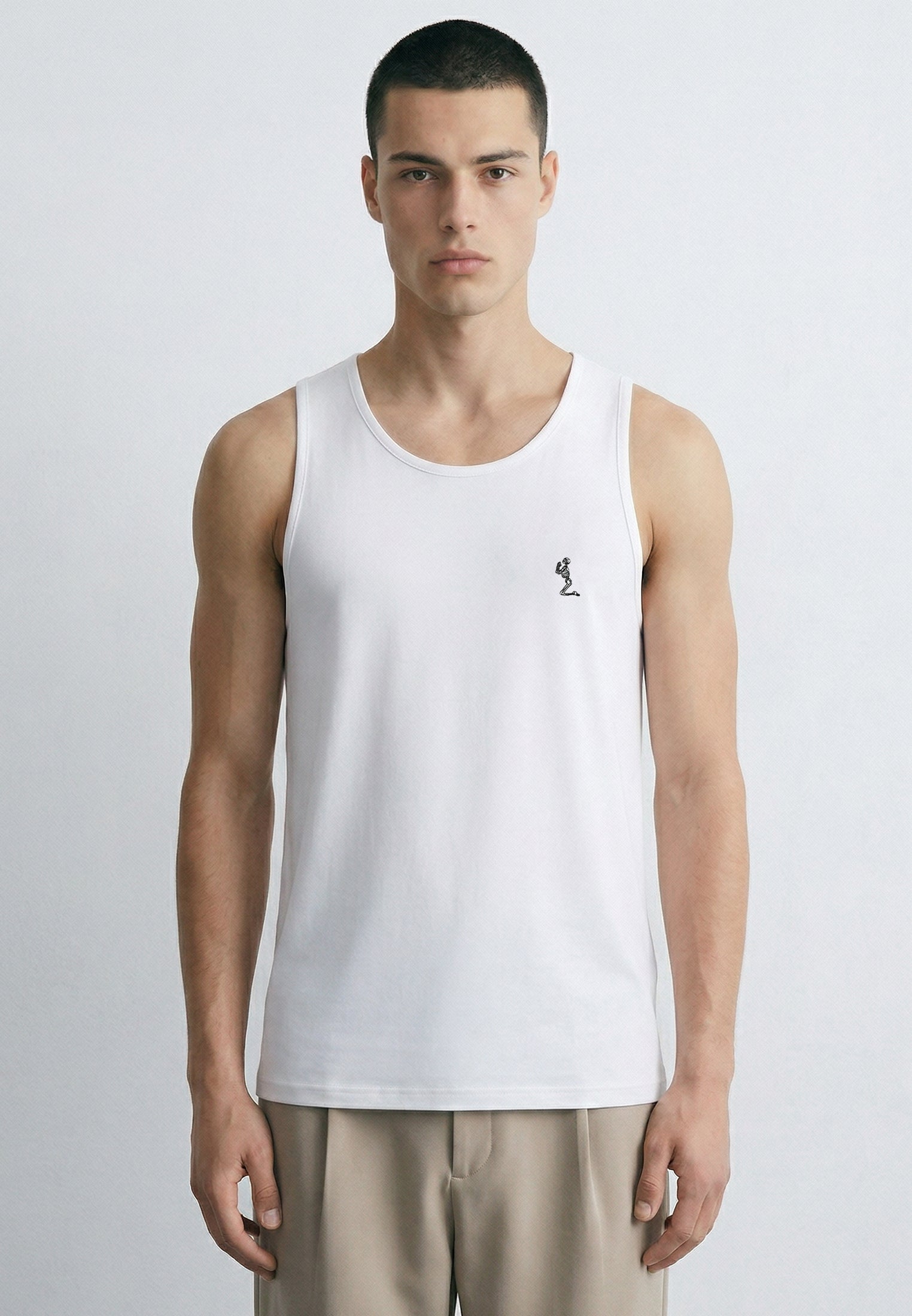 ALBION VEST WHITE