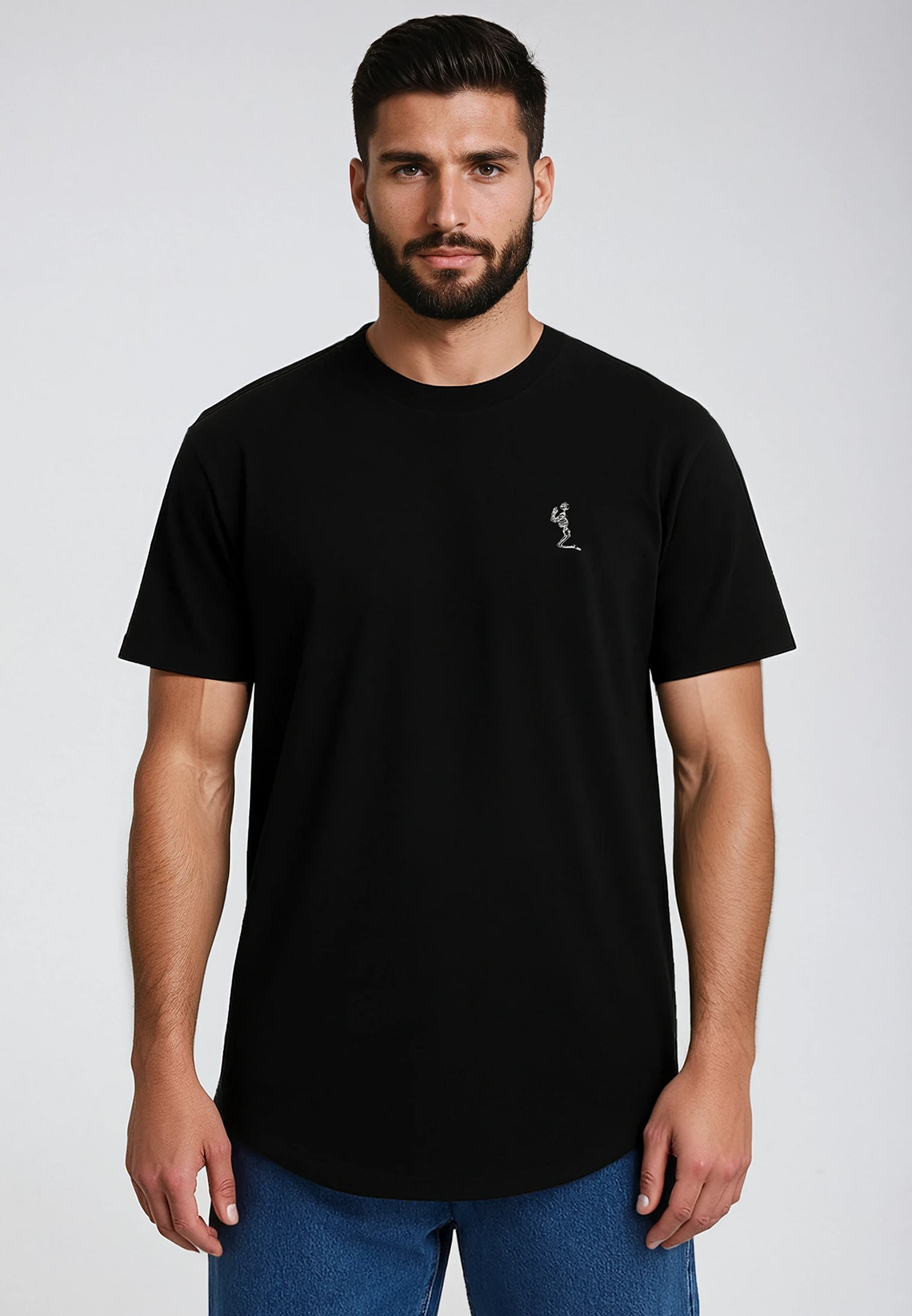 ESSENTIAL SWAG CURVED HEM BLACK T-SHIRT