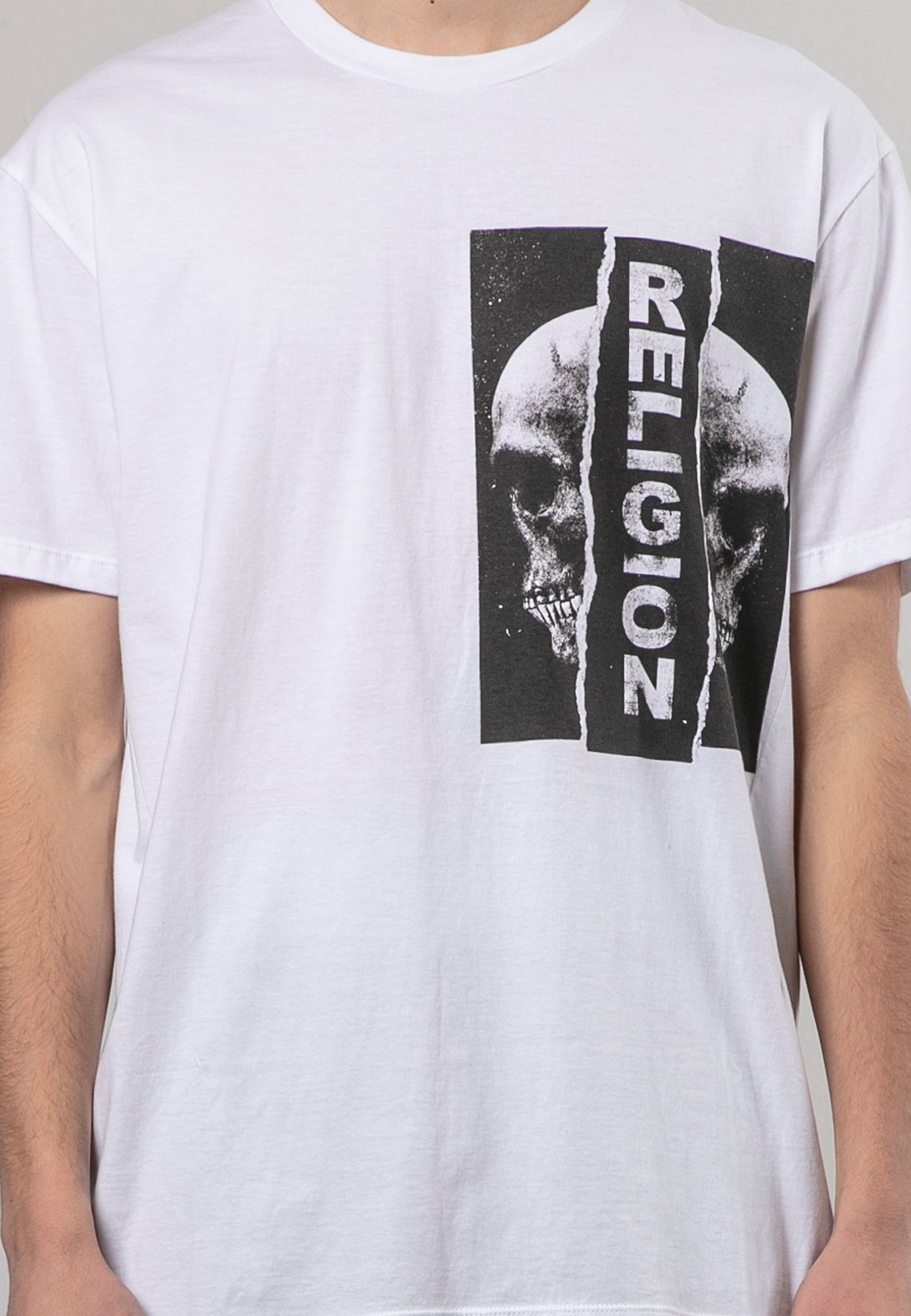 RIPPED T-SHIRT WHITE