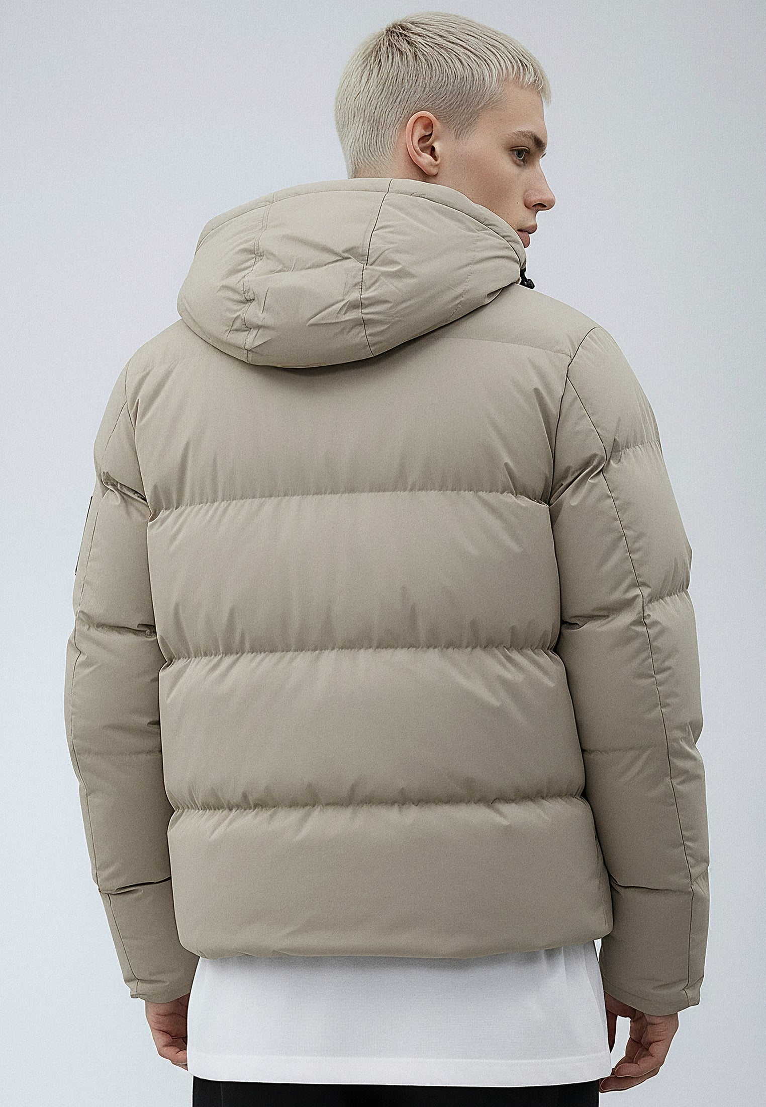 PERFORMANCE PUFFER JACKET TAN