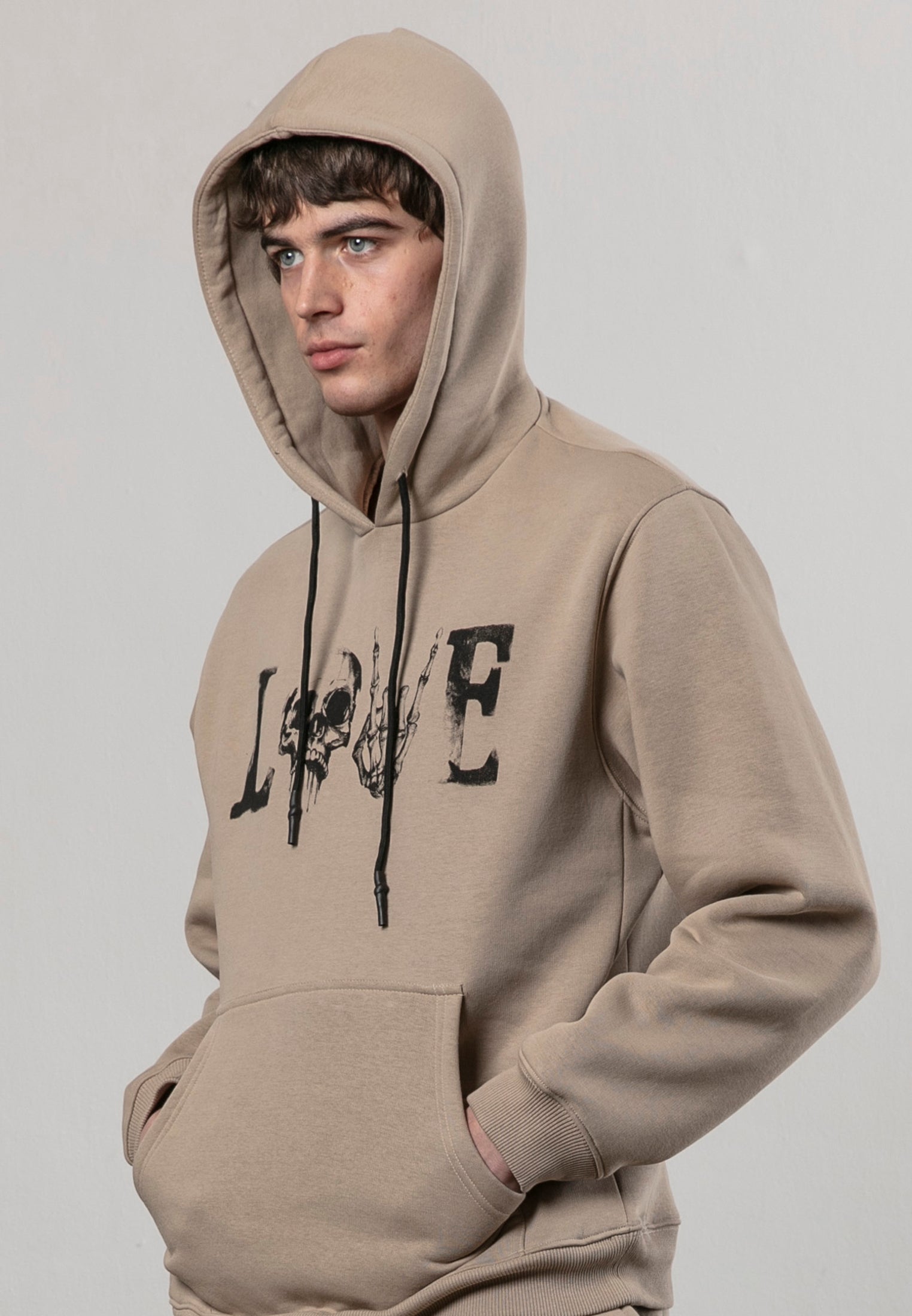 LOVE HOODIE FAWN