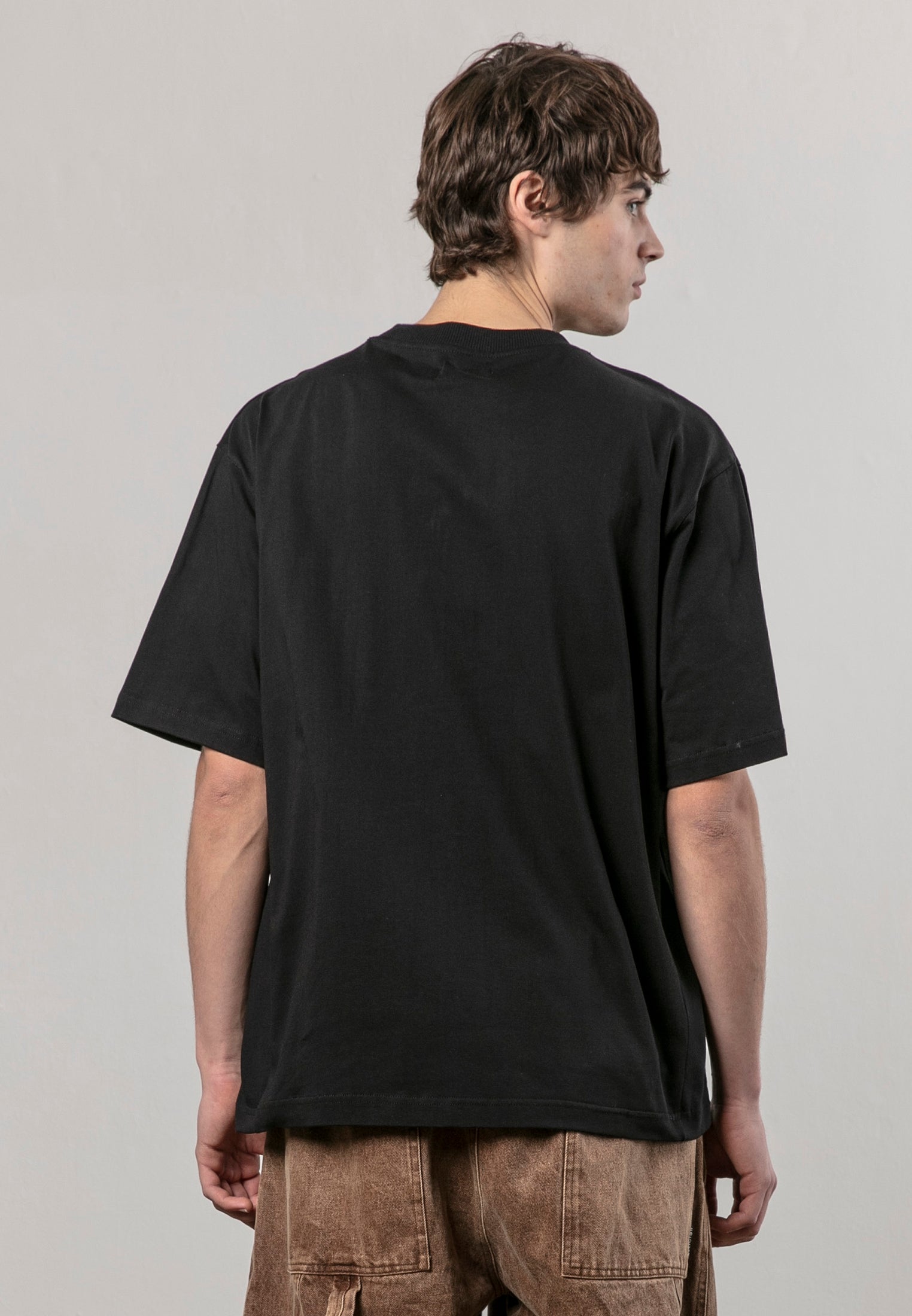 RIVET OVERSIZED T-SHIRT BLACK