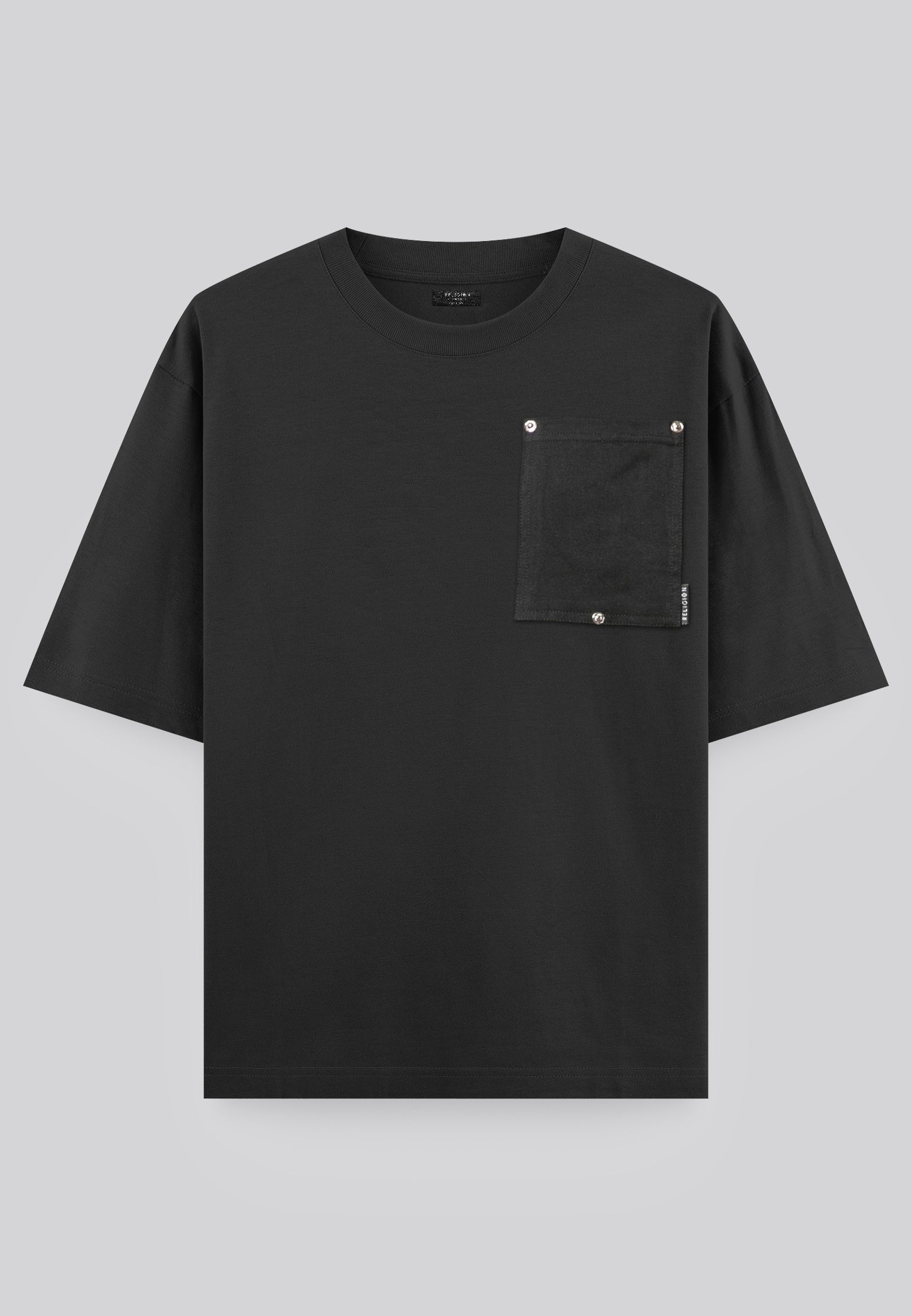 RIVET OVERSIZED T-SHIRT BLACK