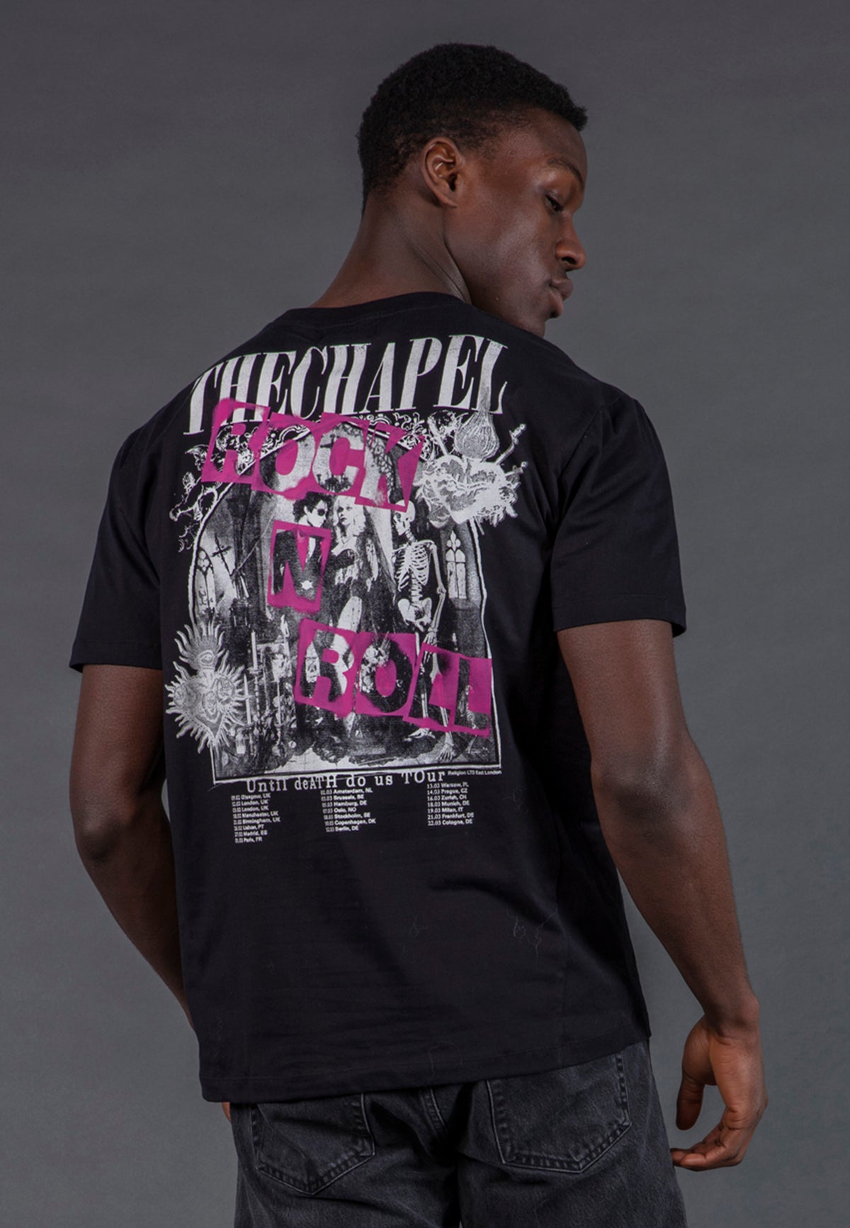 THE CHAPEL T-SHIRT BLACK