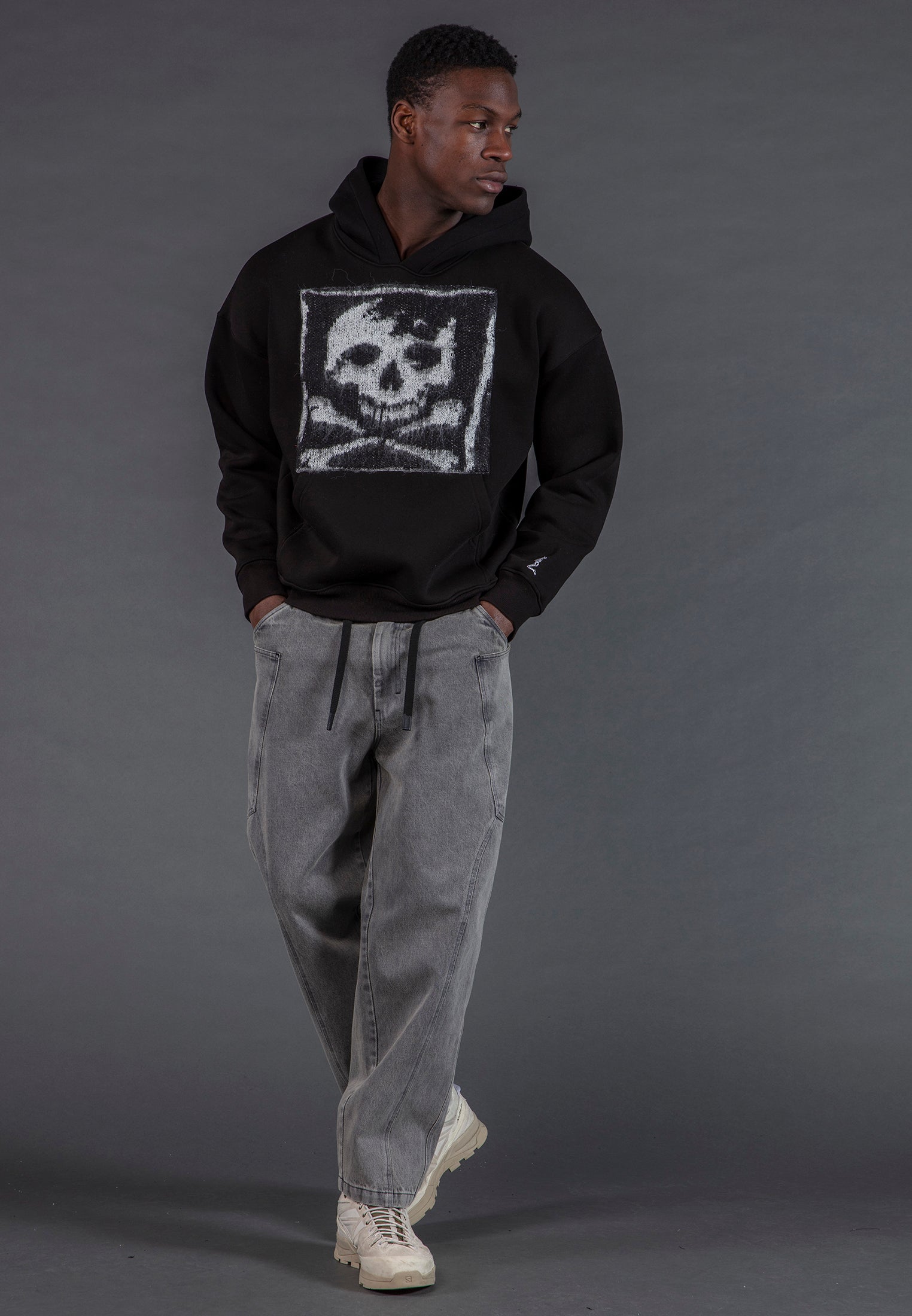 ANTARSIA SKULL HOODIE BLACK