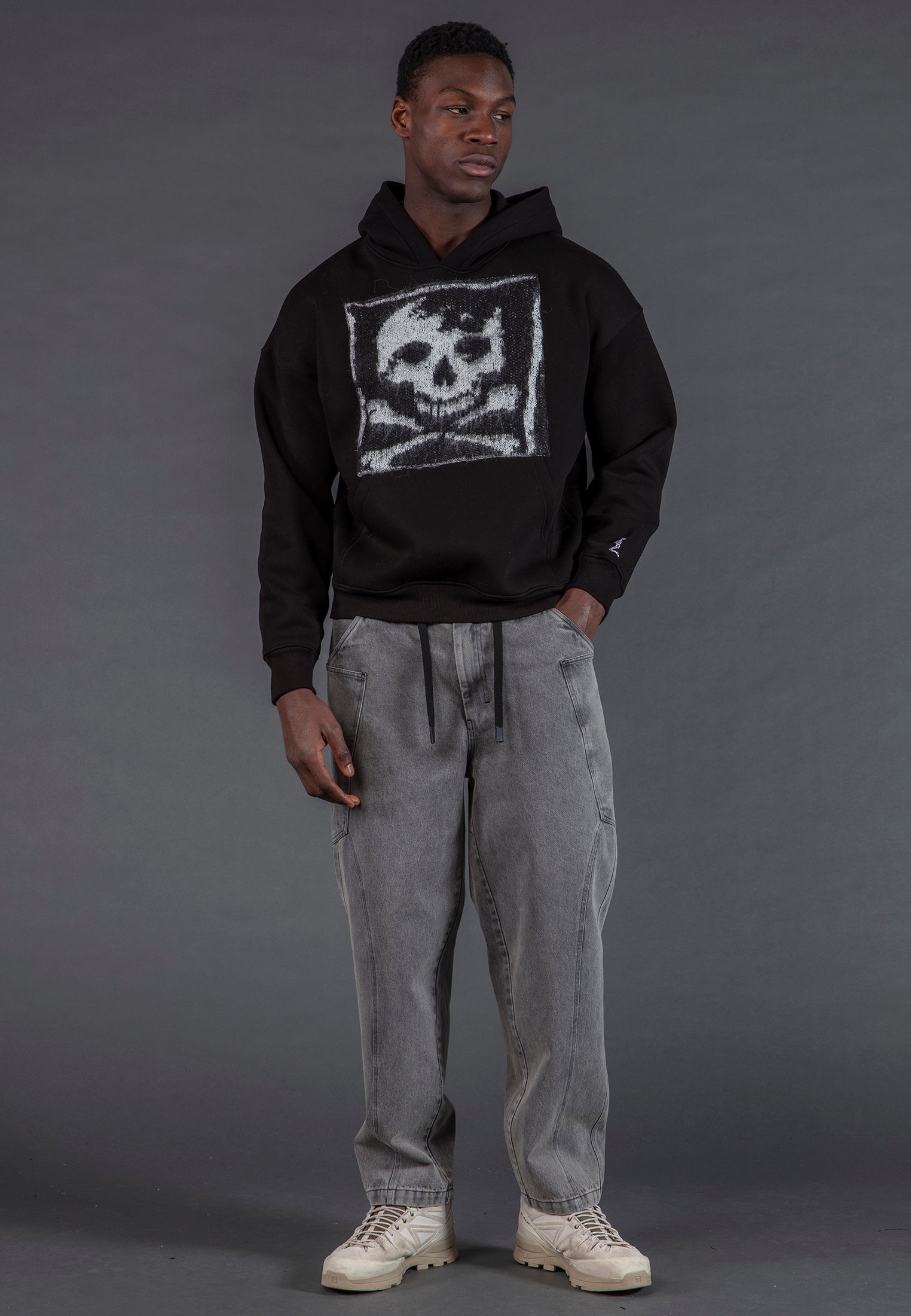 ANTARSIA SKULL HOODIE BLACK