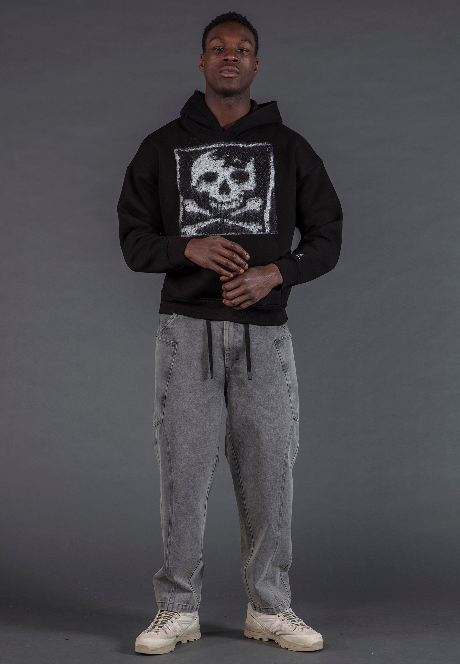 ANTARSIA SKULL HOODIE BLACK