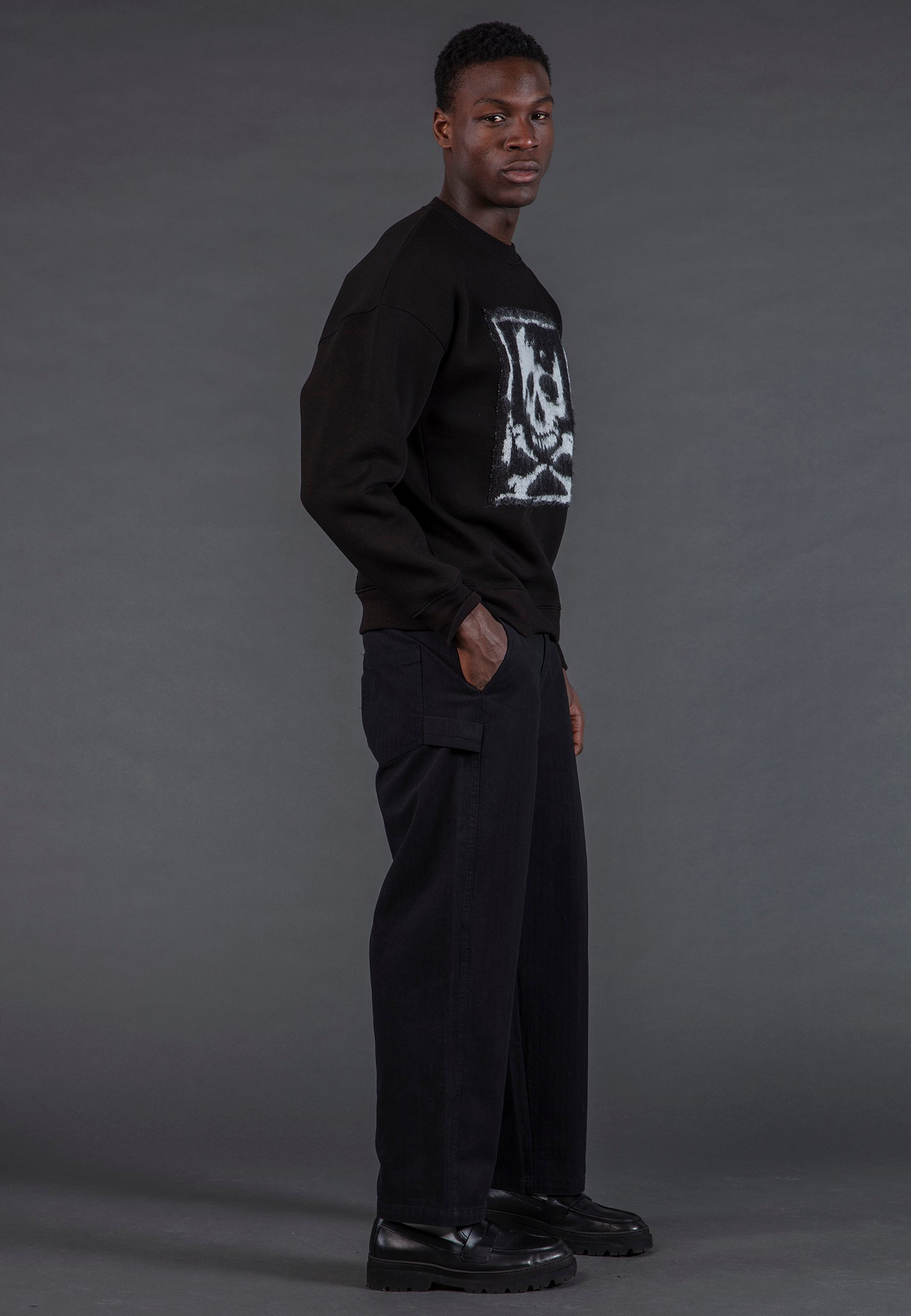 ANTARSIA SKULL SWEAT BLACK