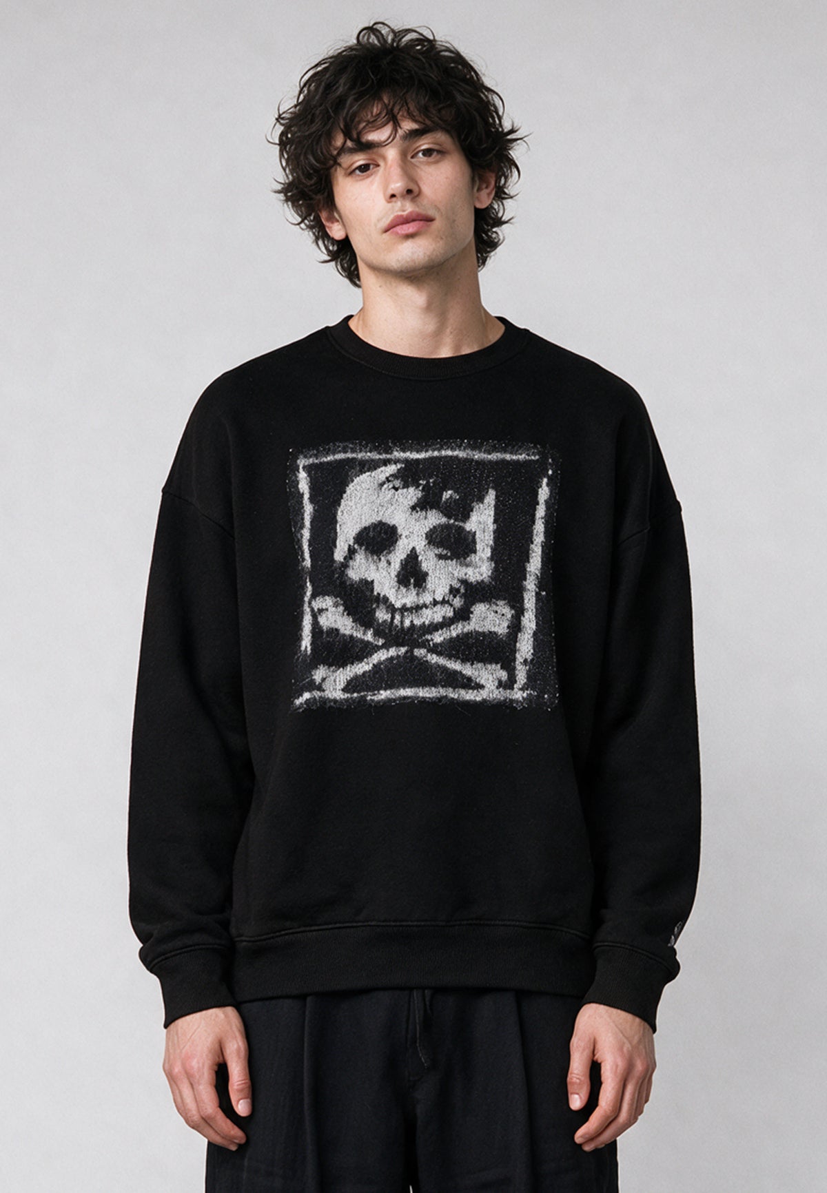 ANTARSIA SKULL SWEAT BLACK