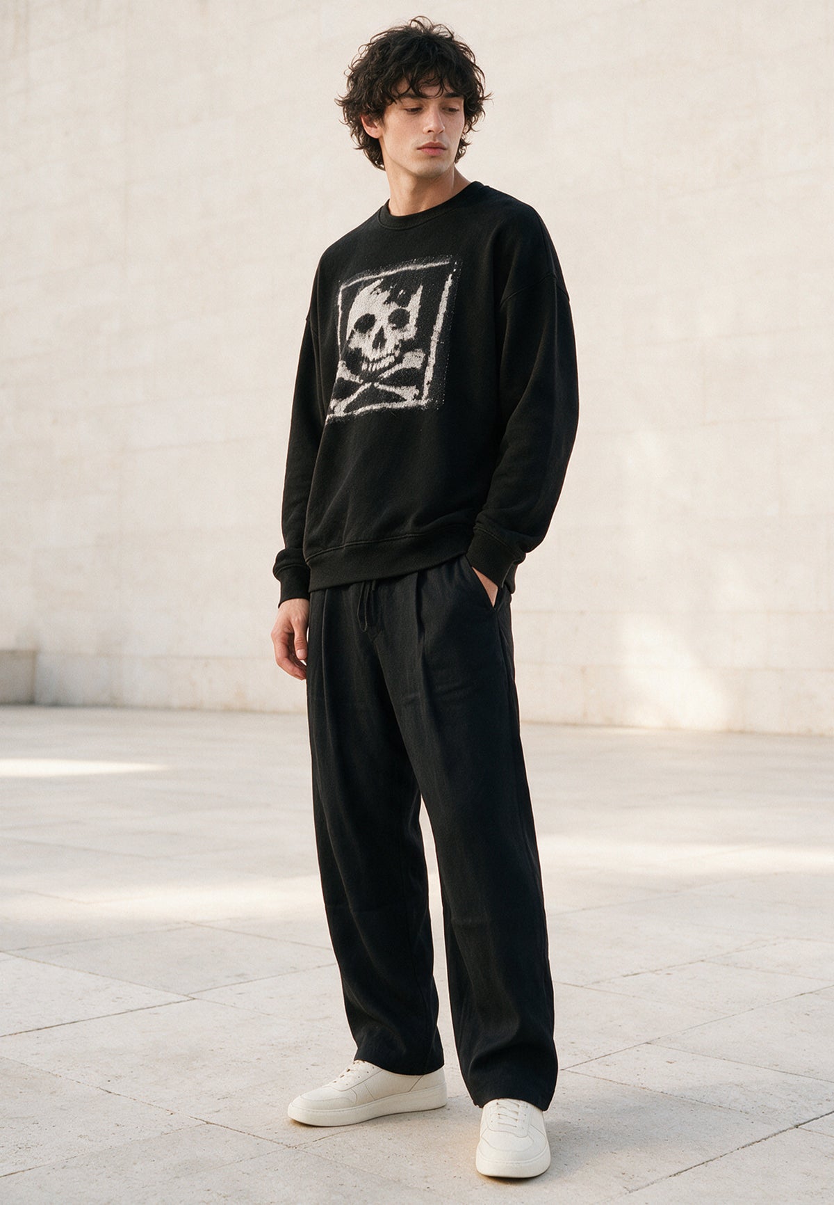 ANTARSIA SKULL SWEAT BLACK