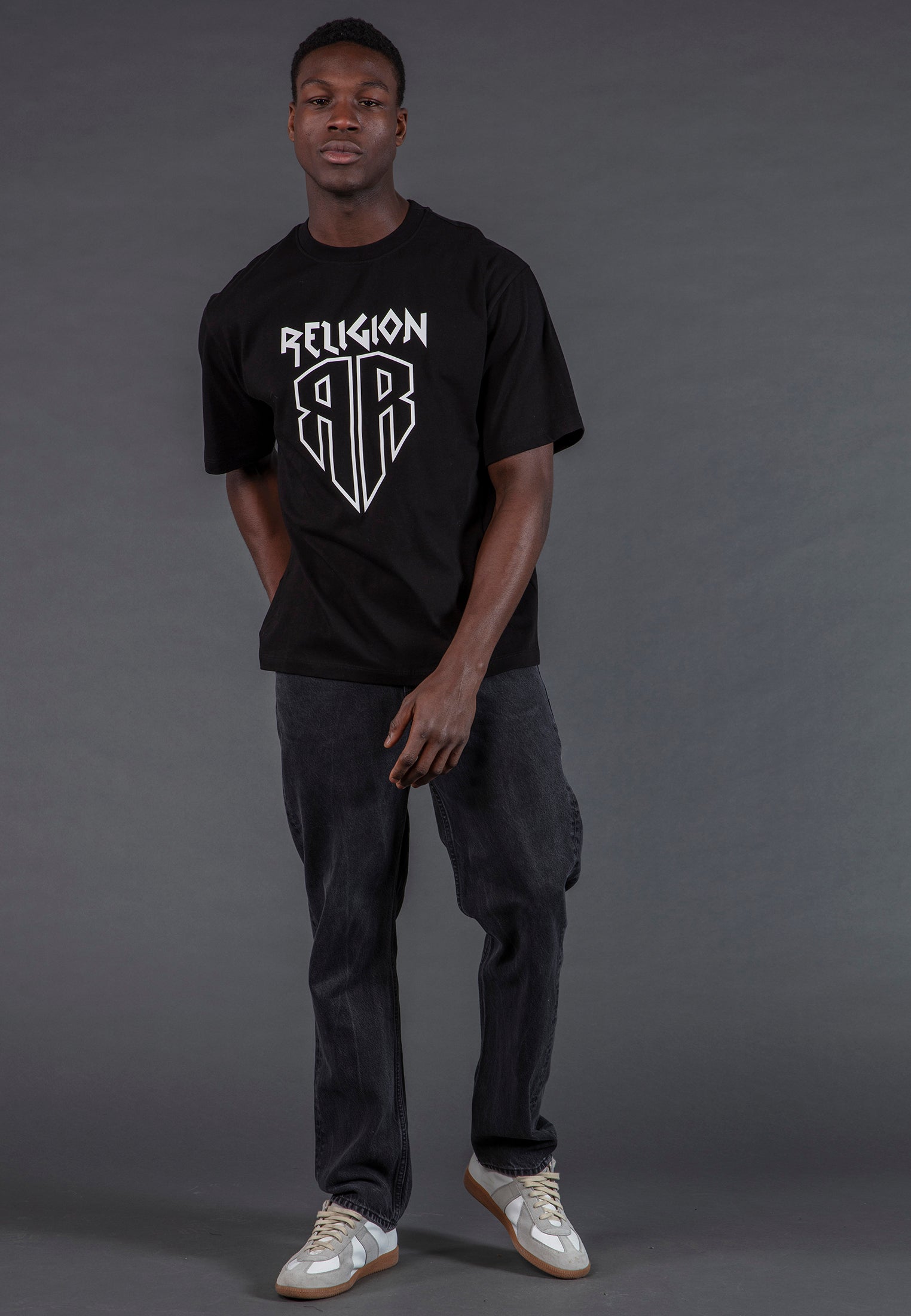SHIELD T-SHIRT BLACK