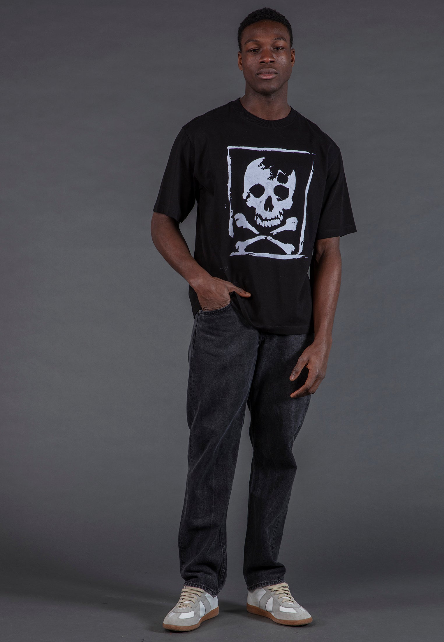 SKULL CROSSBONES T-SHIRT BLACK