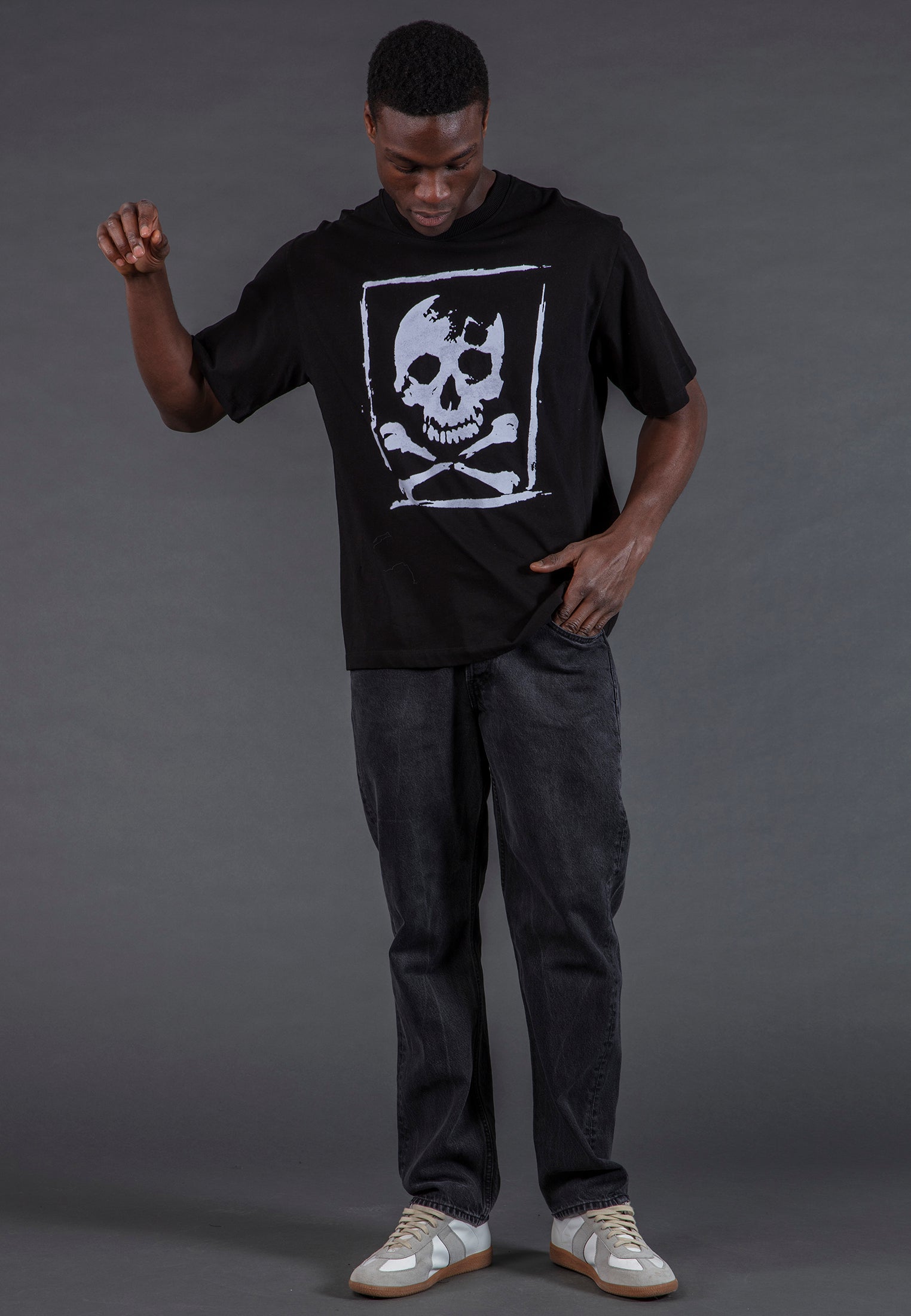 SKULL CROSSBONES T-SHIRT BLACK
