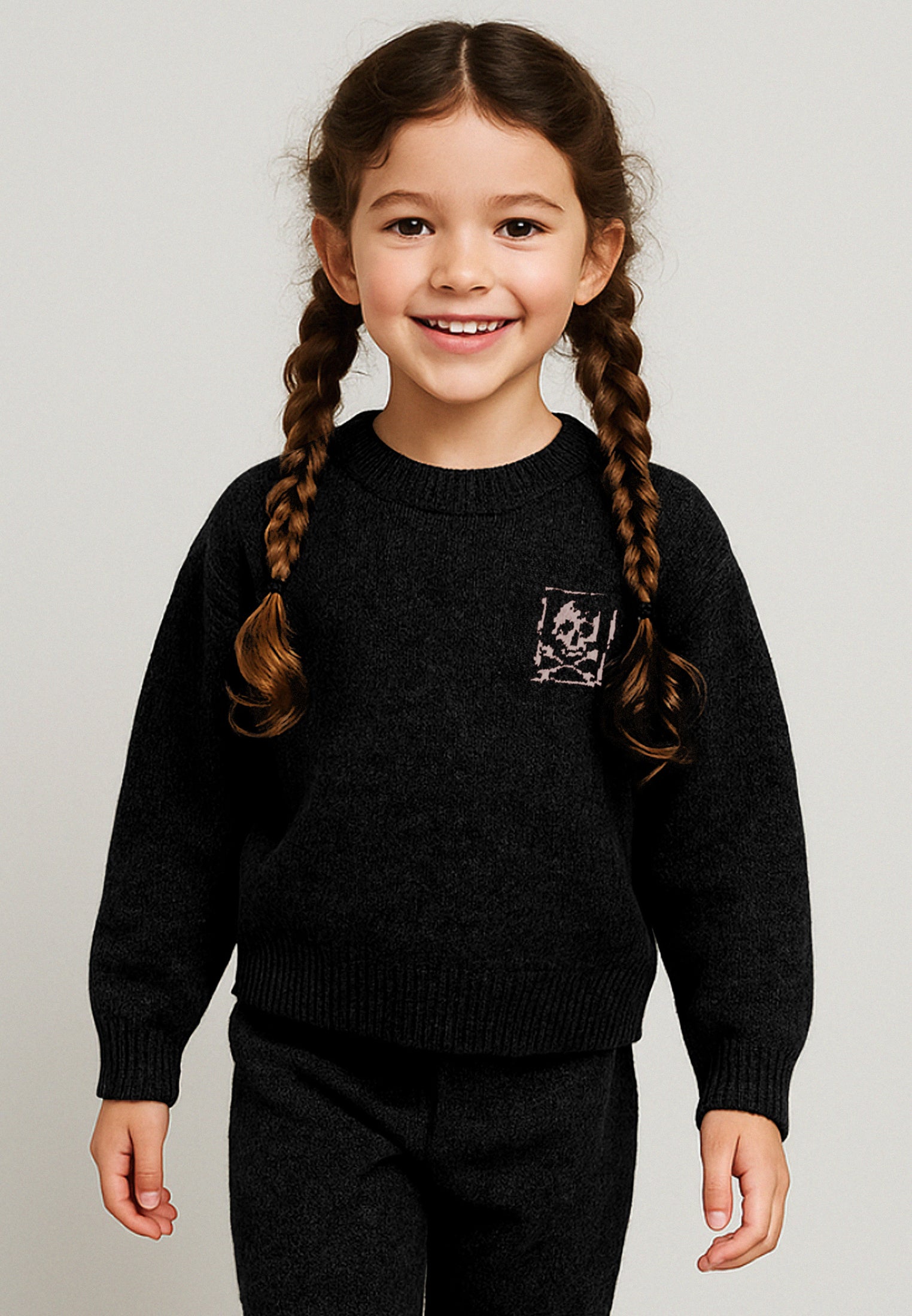 GIRLS SKULLY LOGO JUMPER BLACK